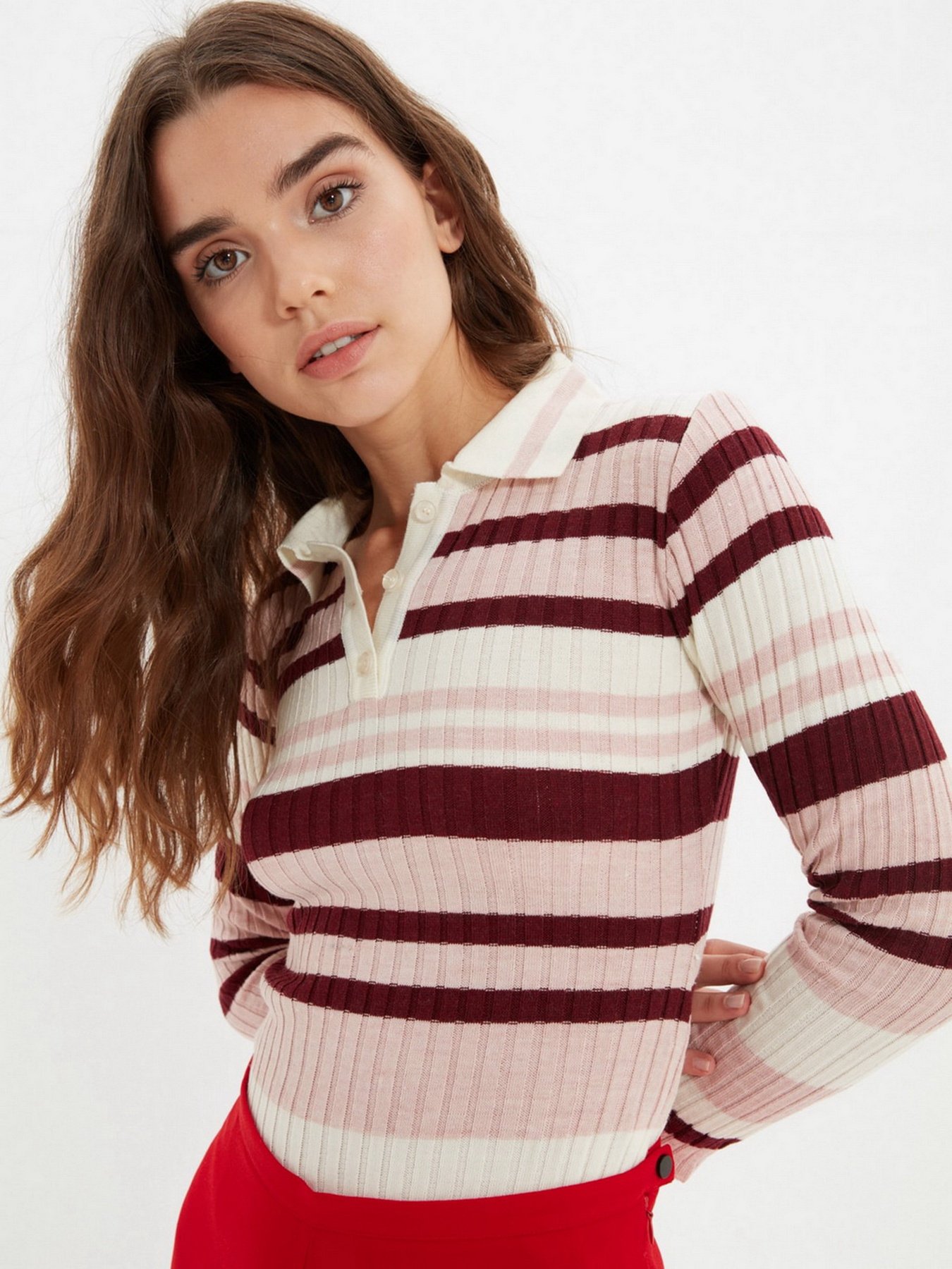 Свитры и кардиганы Trendyol модель TWOAW22KZ0722/Ekru Фото