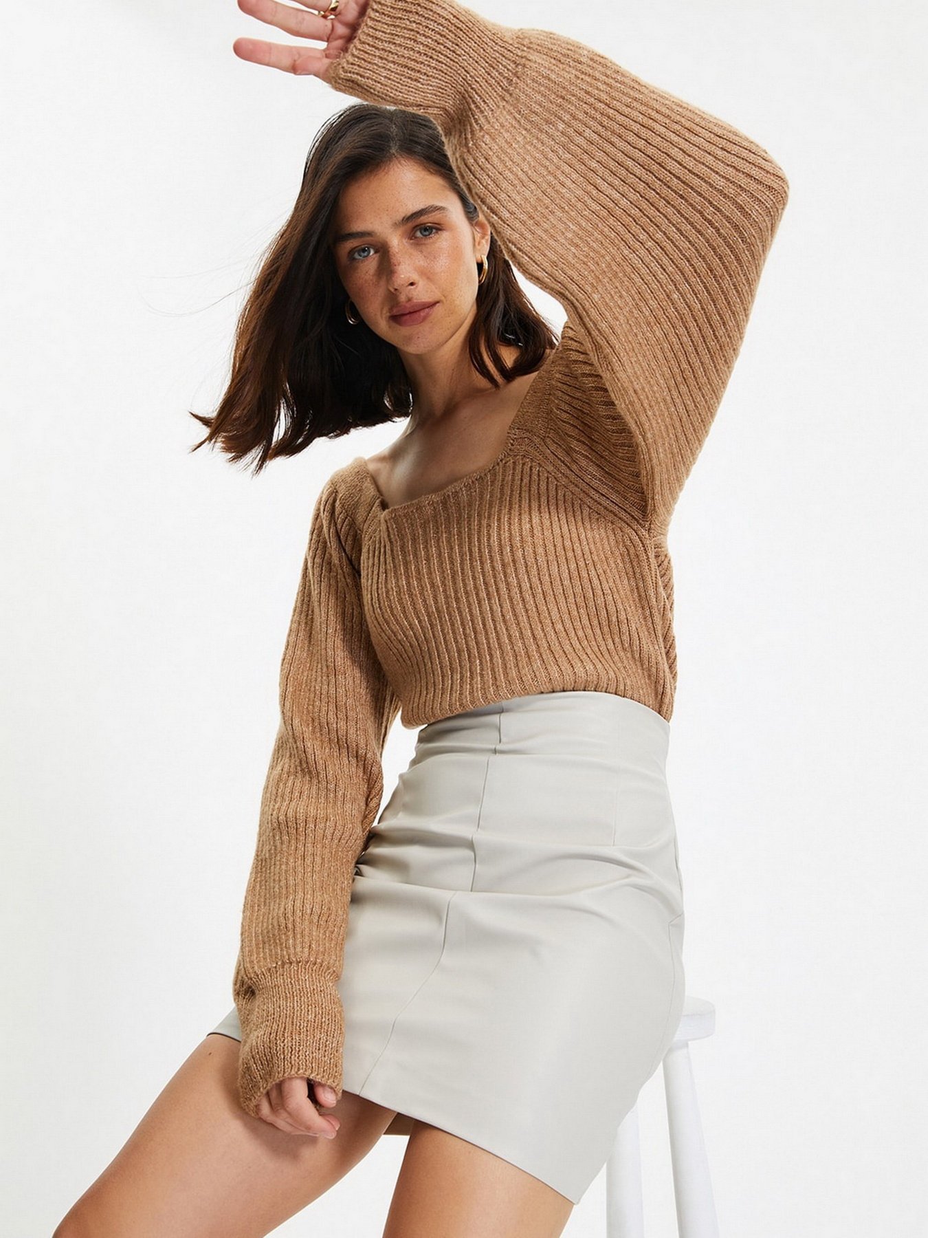 Свитры и кардиганы Trendyol модель TWOAW22KZ1248/Camel Свитры и кардиганы Trendyol модель TWOAW22KZ1248/Camel Фото