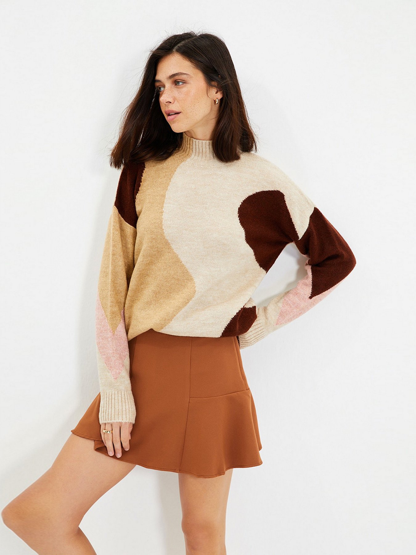 Свитры и кардиганы Trendyol модель TWOAW22KZ1475/Camel Свитры и кардиганы Trendyol модель TWOAW22KZ1475/Camel Фото