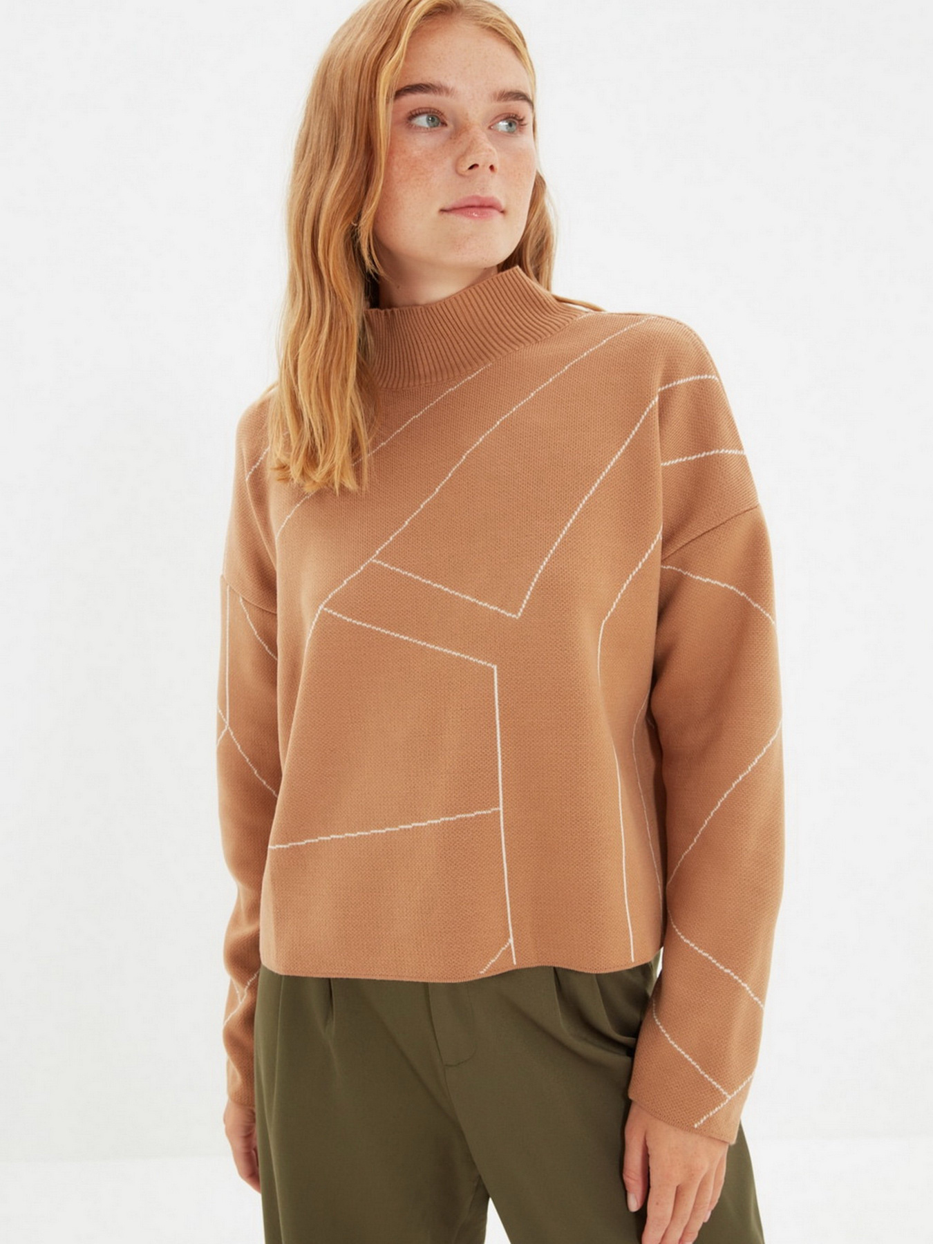 Свитры и кардиганы Trendyol модель TWOAW22KZ1784/Camel Фото