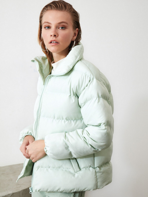 Куртки и дубленки Trendyol модель TWOAW21MO0045/Mint Фото