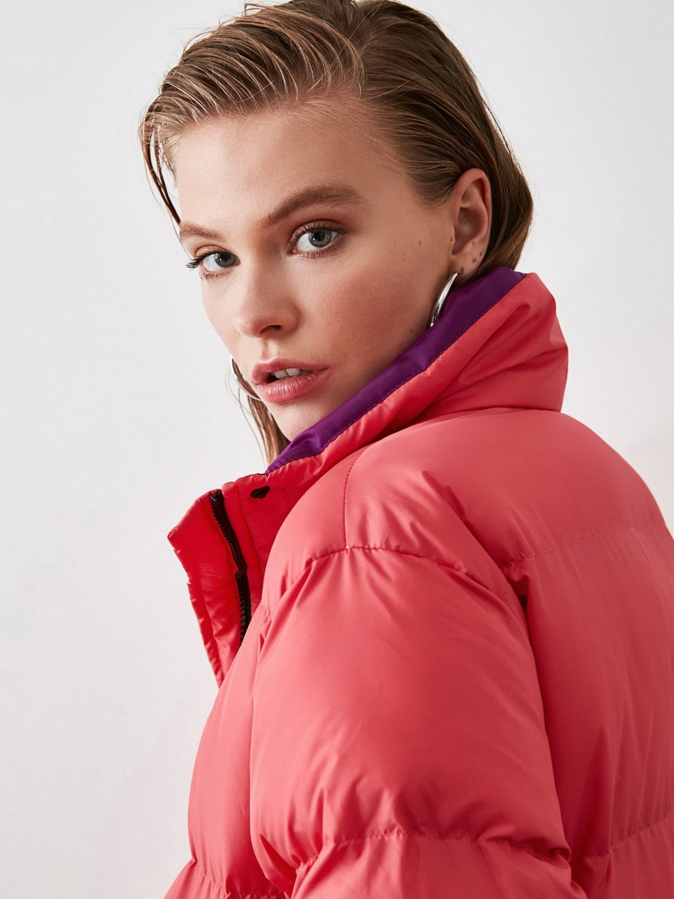 Куртки та дублянки Trendyol модель TWOAW21MO0065/Pembe Фото