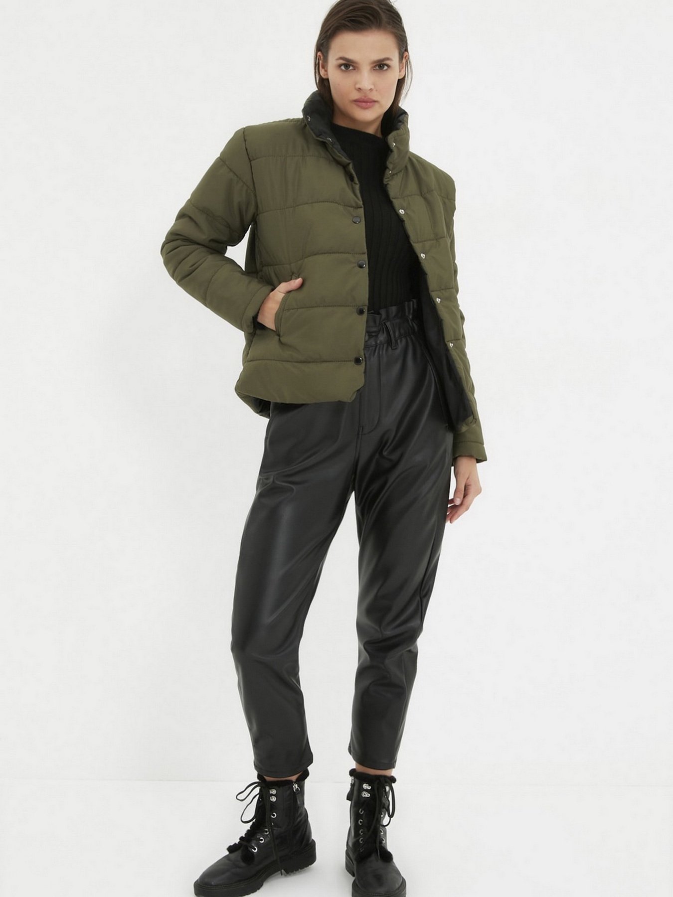 Куртки та дублянки Trendyol модель TWOAW22MO0575/Haki Куртки та дублянки Trendyol модель TWOAW22MO0575/Haki Фото
