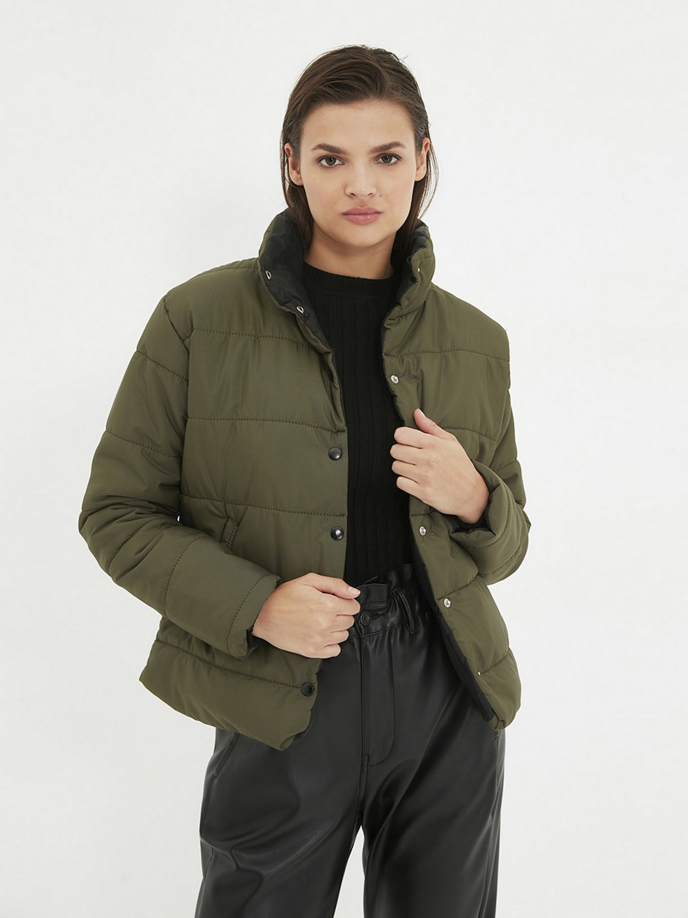 Куртки та дублянки Trendyol модель TWOAW22MO0575/Haki Куртки та дублянки Trendyol модель TWOAW22MO0575/Haki Фото