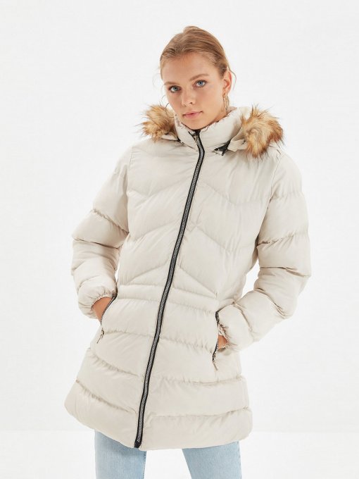 Куртки та дублянки Trendyol модель TWOAW22MO0574/Bej Фото