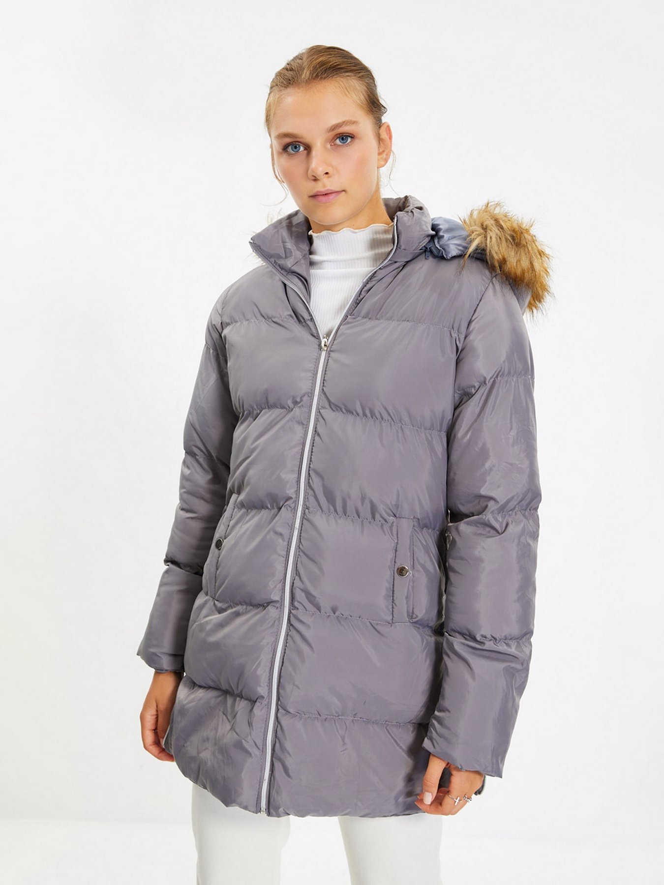 Куртки та дублянки Trendyol модель TWOAW22MO0313/Gri Куртки та дублянки Trendyol модель TWOAW22MO0313/Gri Фото