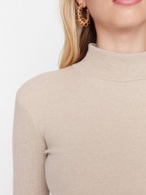 Свитры и кардиганы Trendyol модель TWOAW21BZ0423/Bej Фото