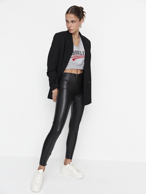 Брюки Trendyol модель TWOAW23TA00011/Siyah Фото