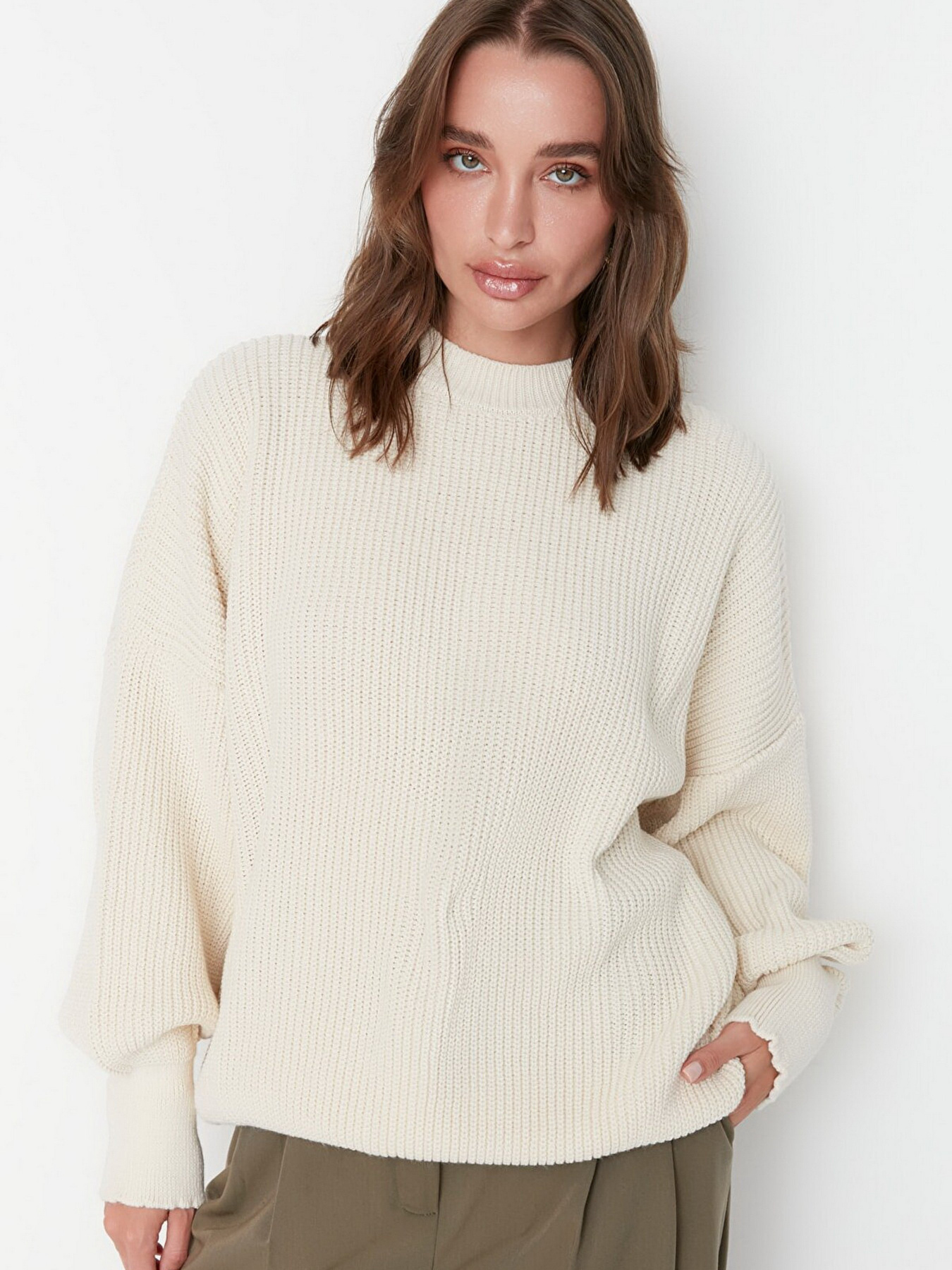 Светри та кардигани Trendyol модель TWOAW23KZ01448/Ekru Фото