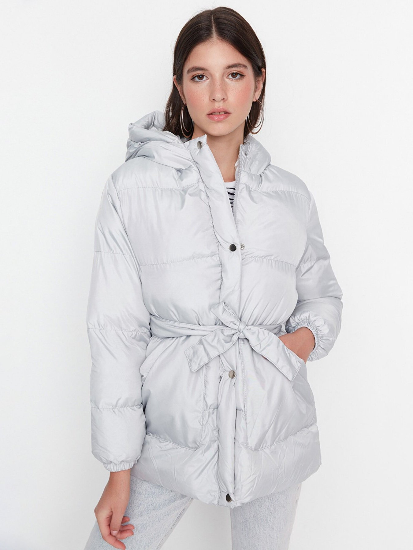 Куртки и дубленки Trendyol модель TWOAW21MO0011/Gri Фото