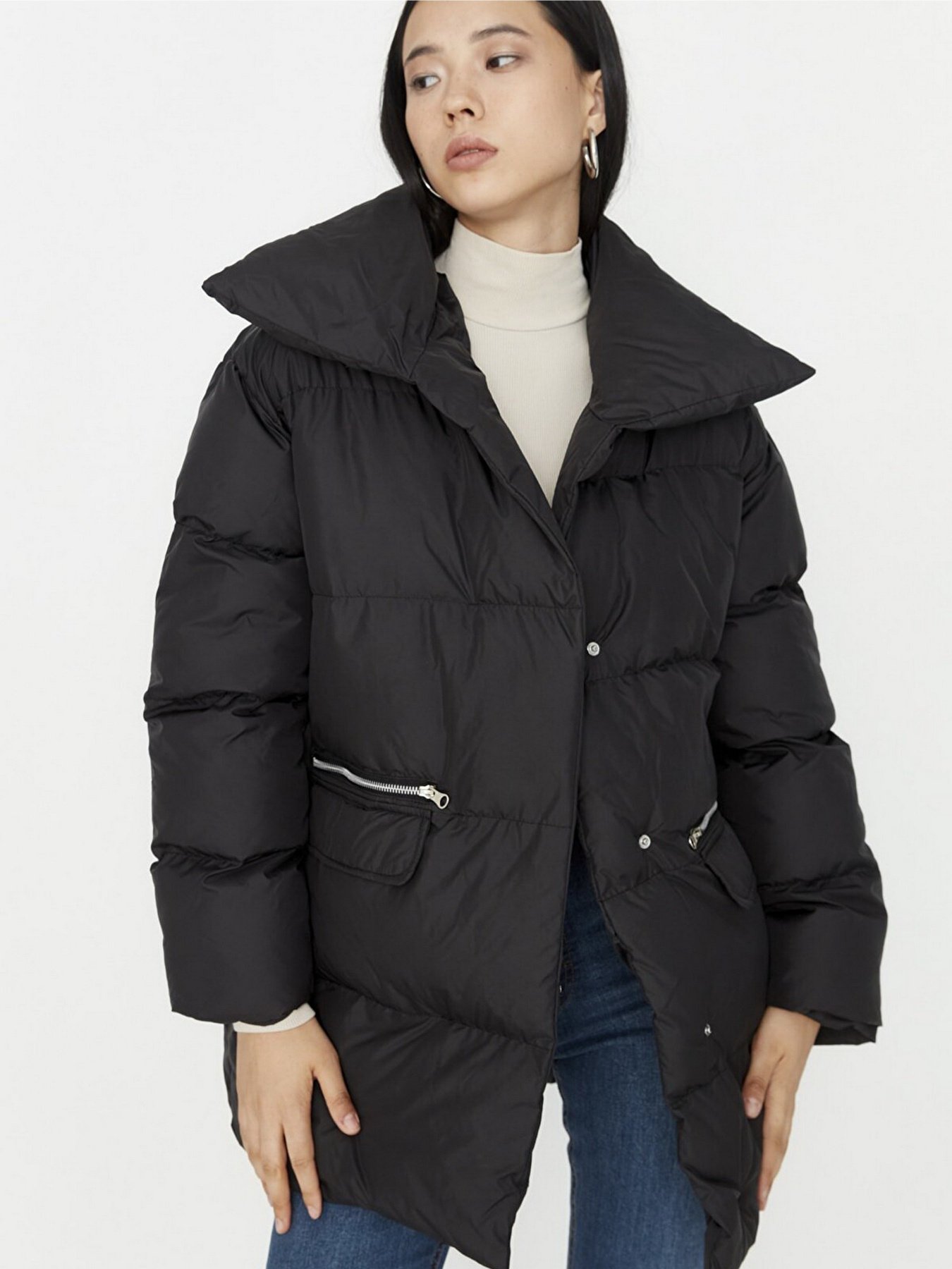 Куртки и дубленки Trendyol модель TWOAW23MO00285/Siyah Куртки и дубленки Trendyol модель TWOAW23MO00285/Siyah Фото