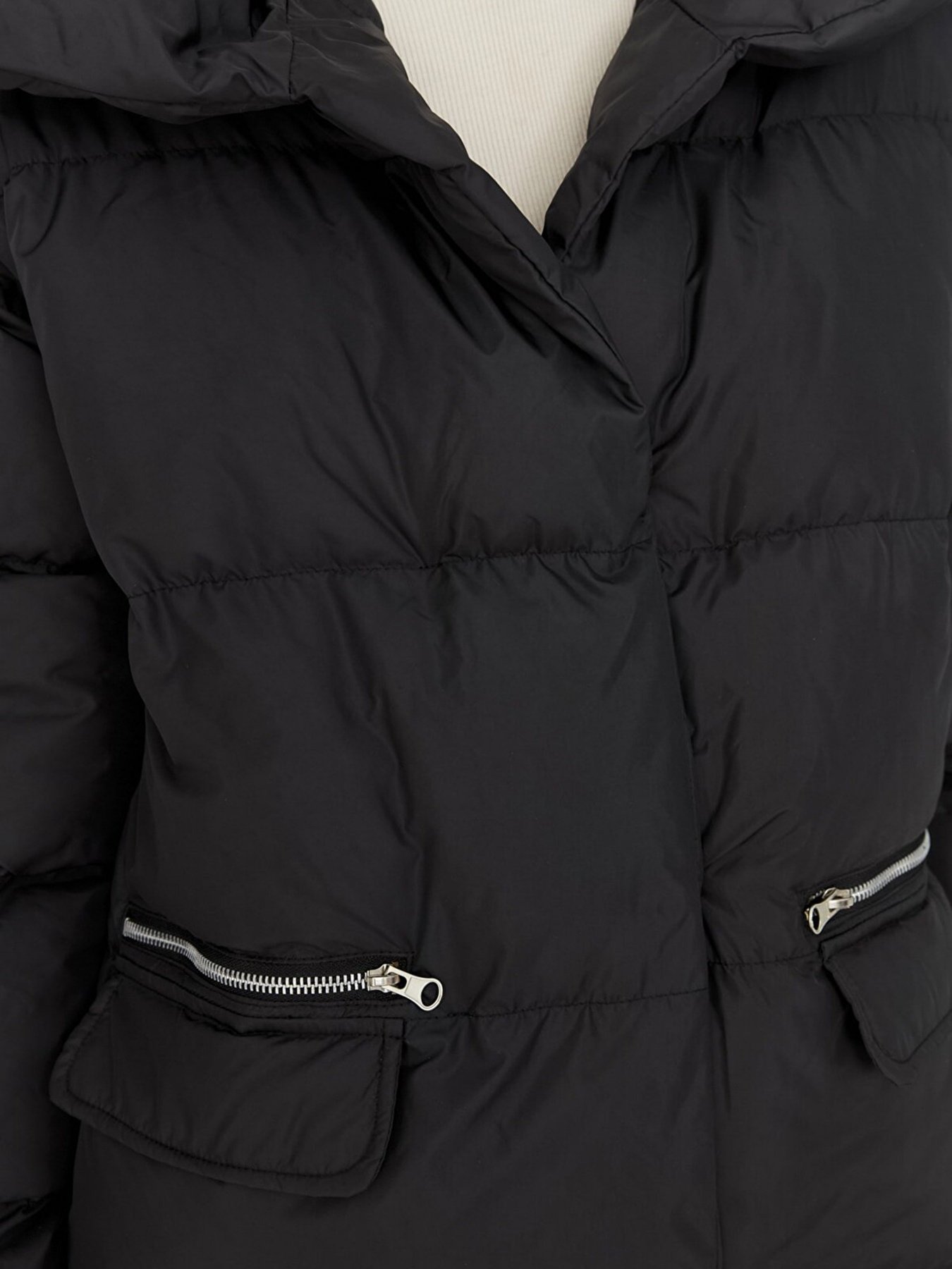 Куртки и дубленки Trendyol модель TWOAW23MO00285/Siyah Куртки и дубленки Trendyol модель TWOAW23MO00285/Siyah Фото