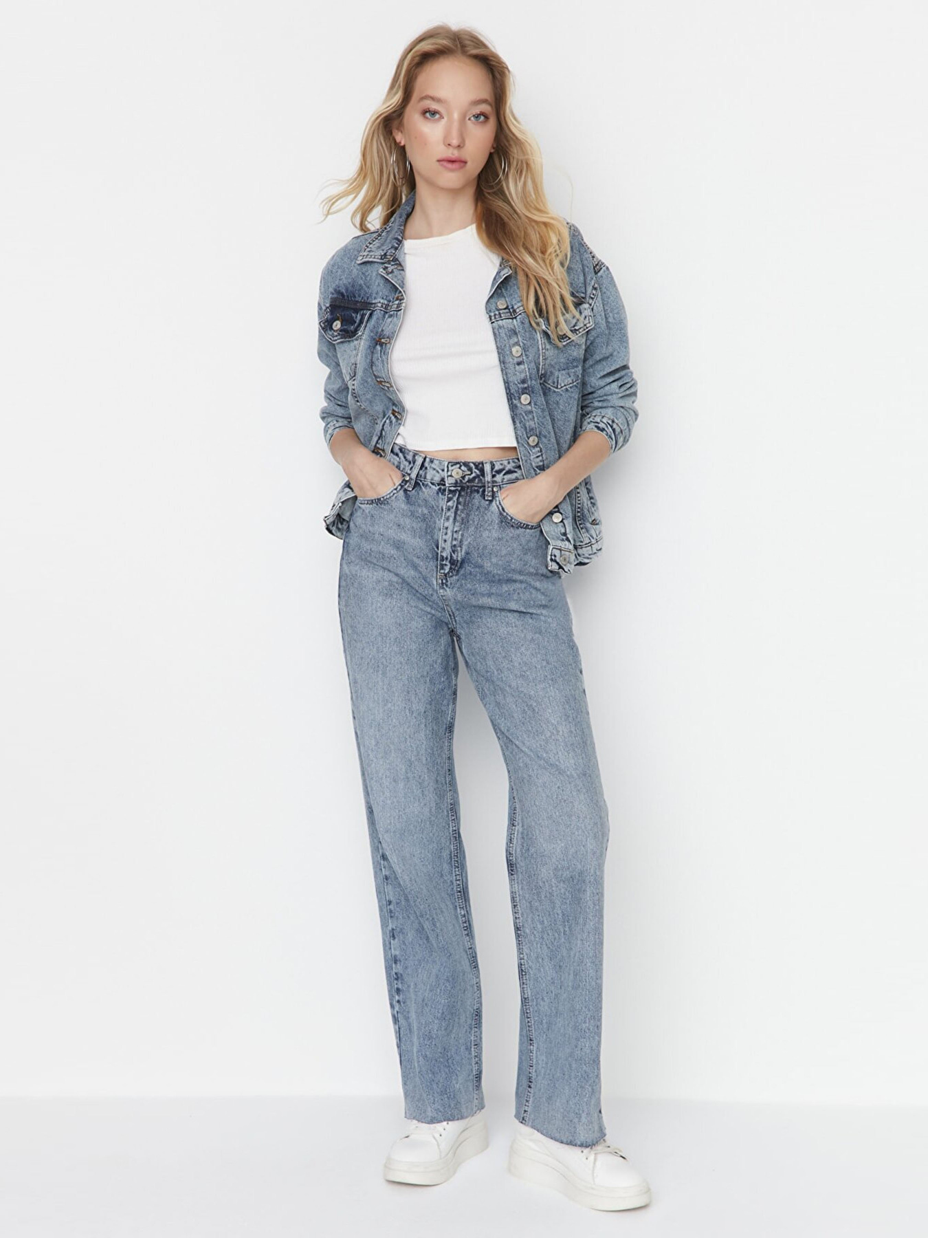 Джинси Trendyol модель TWOAW23JE00083/Acik Mavi Фото