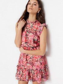 Сукні Trendyol модель TWOSS23EL02008/Pembe Фото