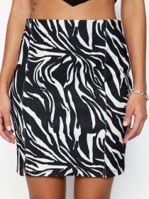 Юбки Trendyol модель TWOSS23ET00097/Siyah Фото