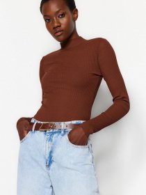 Светри та кардигани Trendyol модель TWOAW24BZ00077/Kahverengi Фото