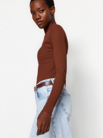 Светри та кардигани Trendyol модель TWOAW24BZ00077/Kahverengi Фото