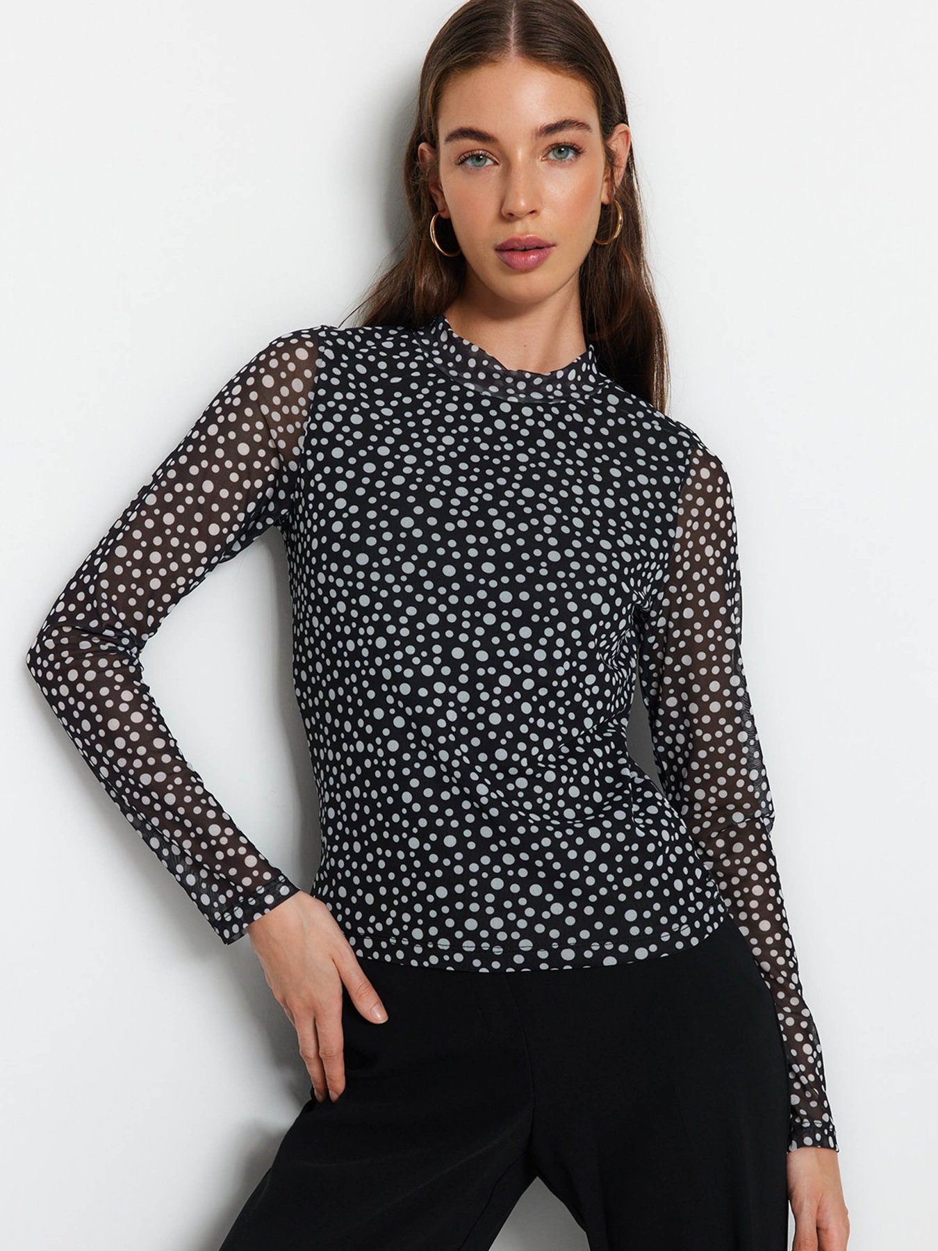 Худи и свитшоты Trendyol модель TWOAW24BZ00138/Siyah Худи и свитшоты Trendyol модель TWOAW24BZ00138/Siyah Фото