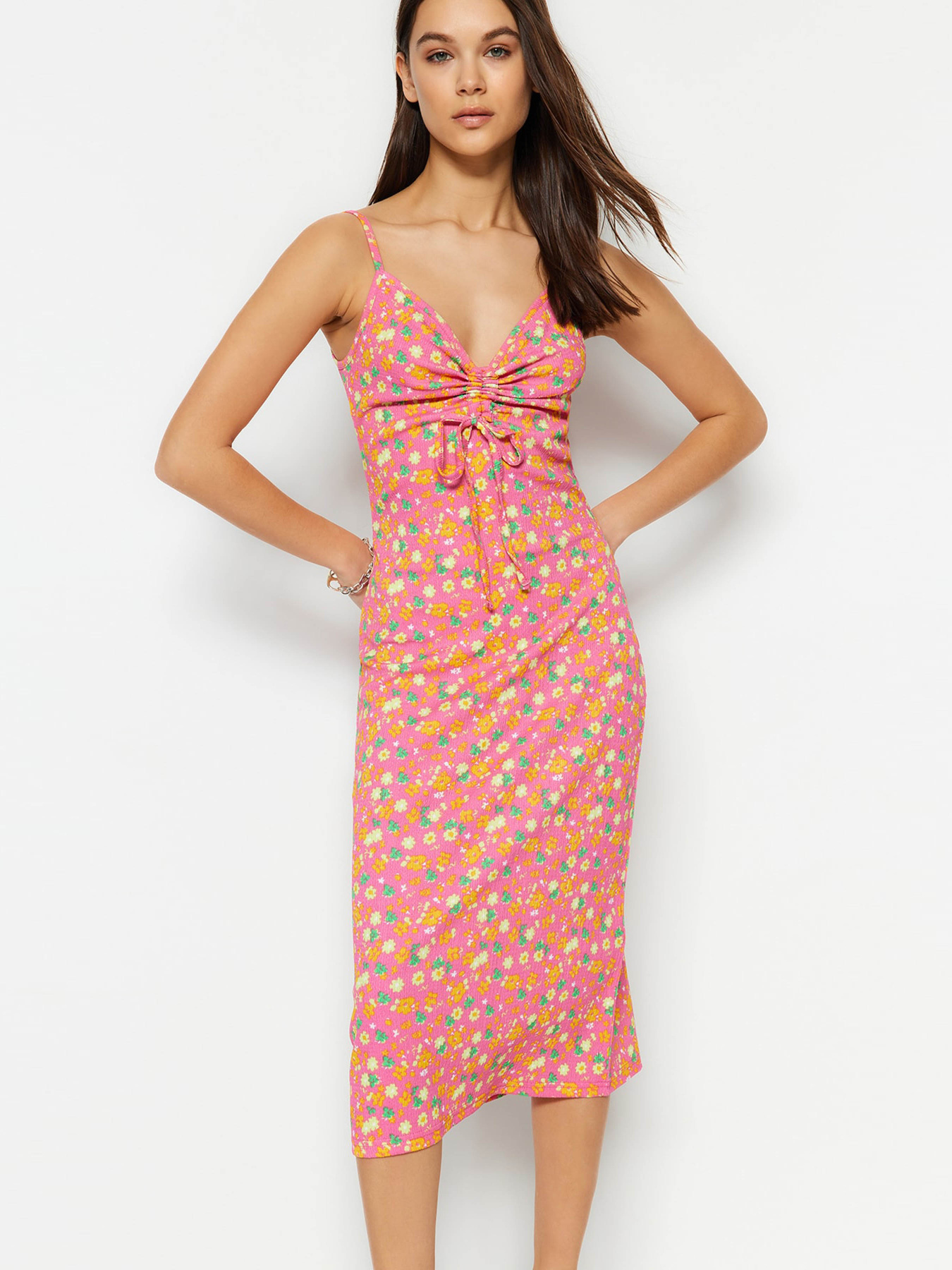 Сукні Trendyol модель TWOSS23EL01454/Pembe Сукні Trendyol модель TWOSS23EL01454/Pembe Фото