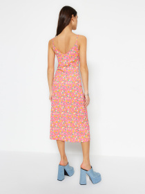 Сукні Trendyol модель TWOSS23EL01454/Pembe Фото