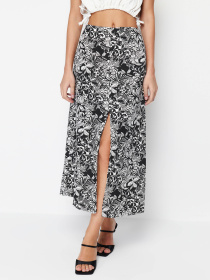 Юбки Trendyol модель TWOSS24ET00104/Siyah Фото