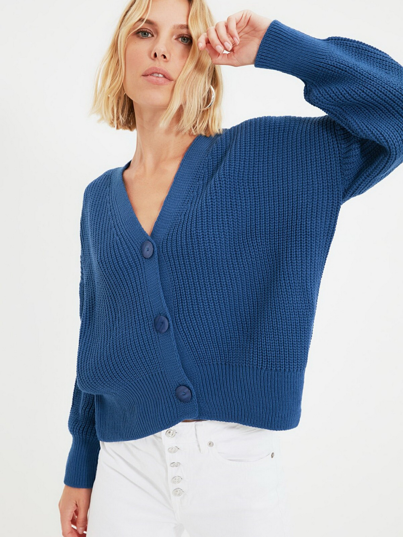 Свитры и кардиганы Trendyol модель TWOAW20HI0215/Mavi Свитры и кардиганы Trendyol модель TWOAW20HI0215/Mavi Фото