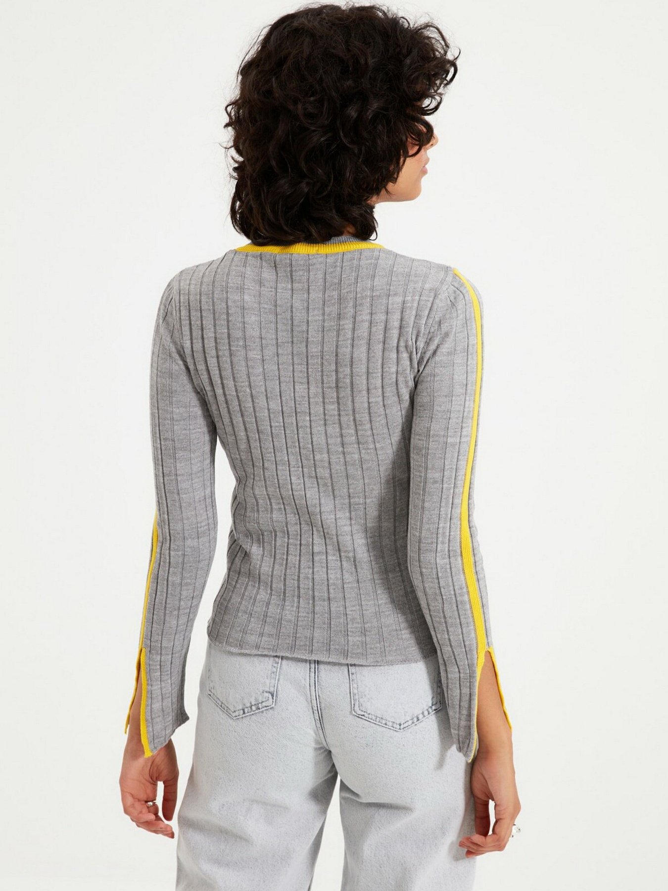 Свитры и кардиганы Trendyol модель TWOAW20KZ0664/Gri Свитры и кардиганы Trendyol модель TWOAW20KZ0664/Gri Фото