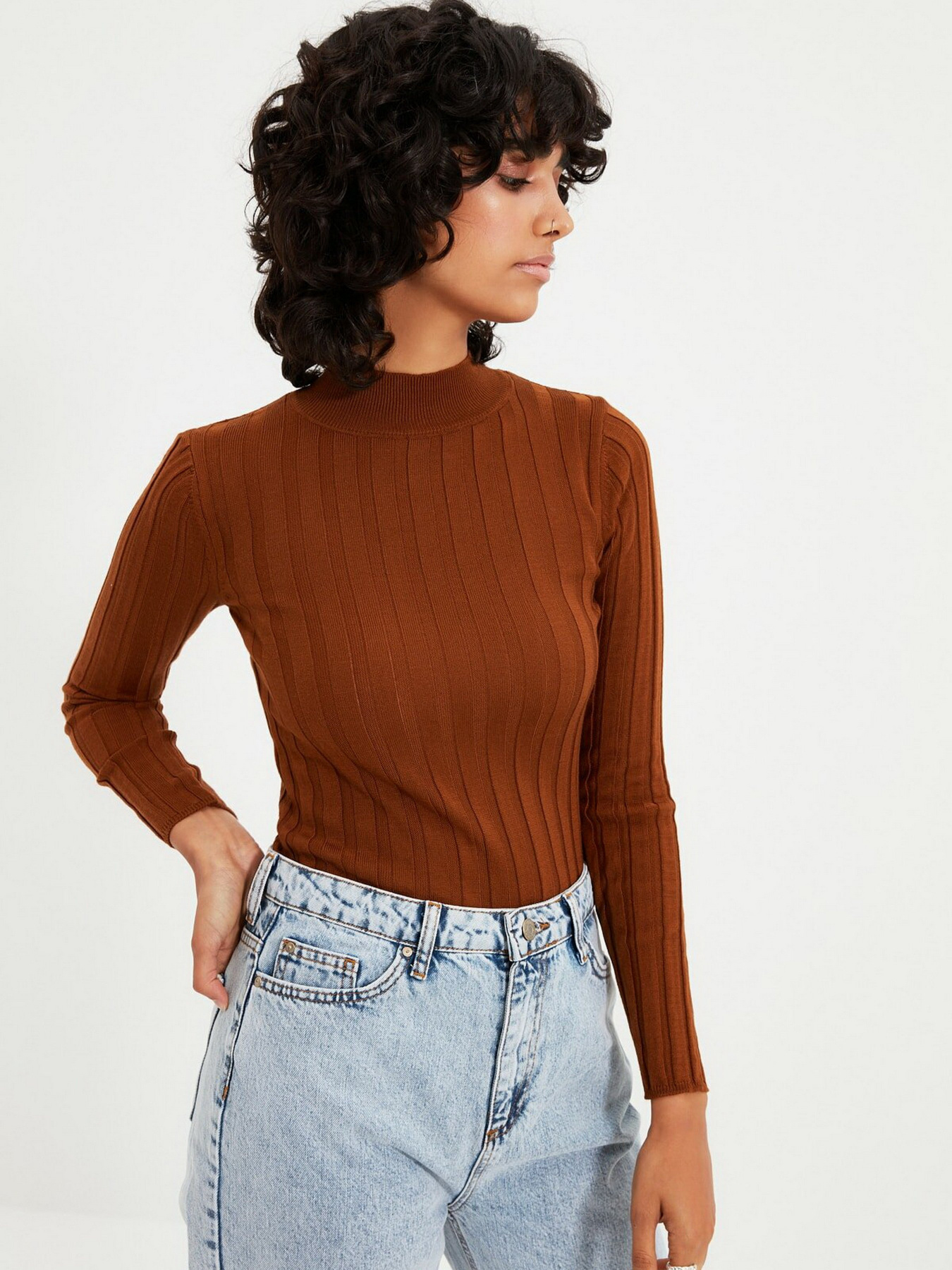 Свитры и кардиганы Trendyol модель TWOAW20KZ1132/Kahverengi Свитры и кардиганы Trendyol модель TWOAW20KZ1132/Kahverengi Фото