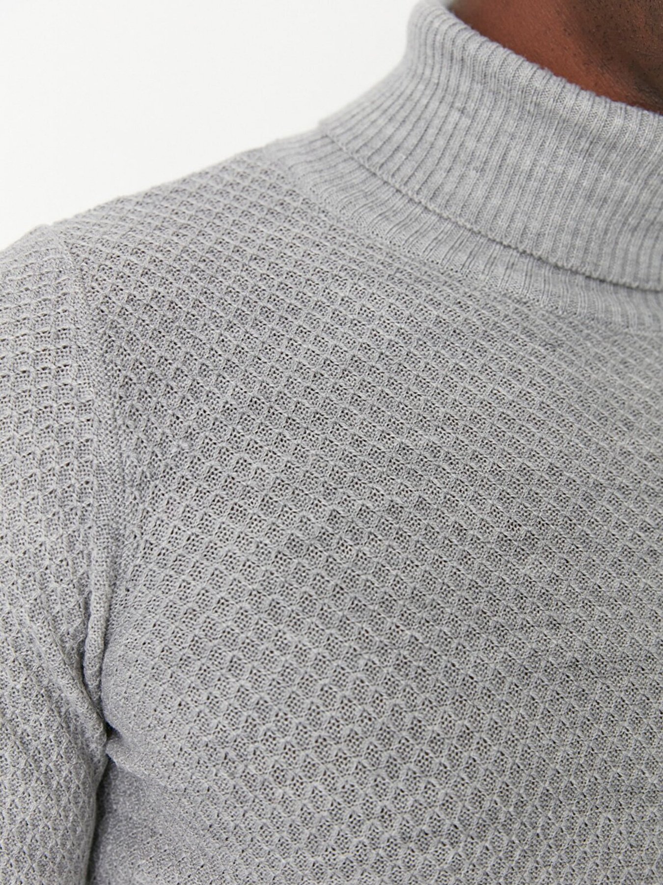 Светри та кардигани Trendyol модель TMNAW21KZ0575/Gri Светри та кардигани Trendyol модель TMNAW21KZ0575/Gri Фото