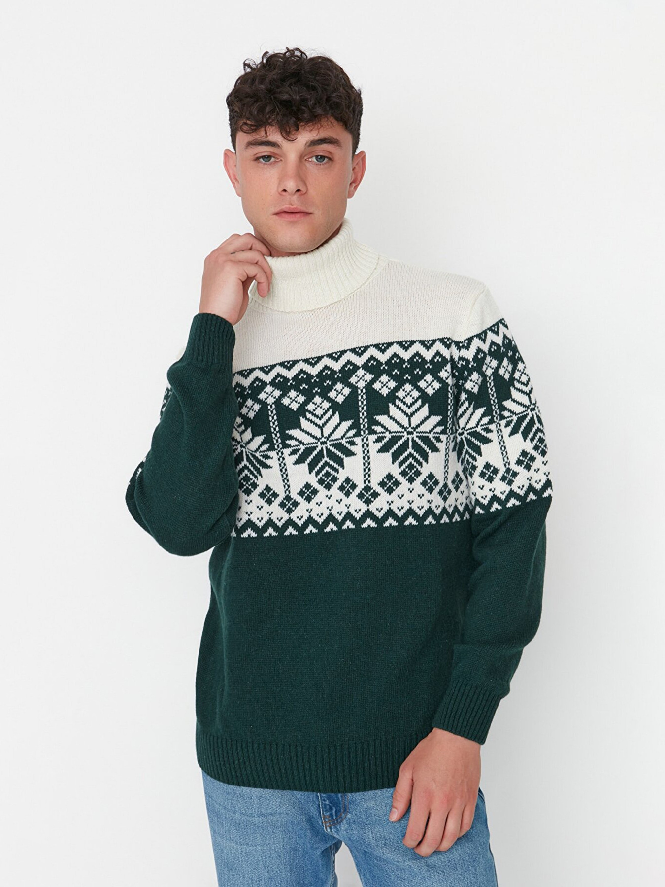 Светри та кардигани Trendyol модель TMNAW22KZ0296/Zumrut Yesili Светри та кардигани Trendyol модель TMNAW22KZ0296/Zumrut Yesili Фото