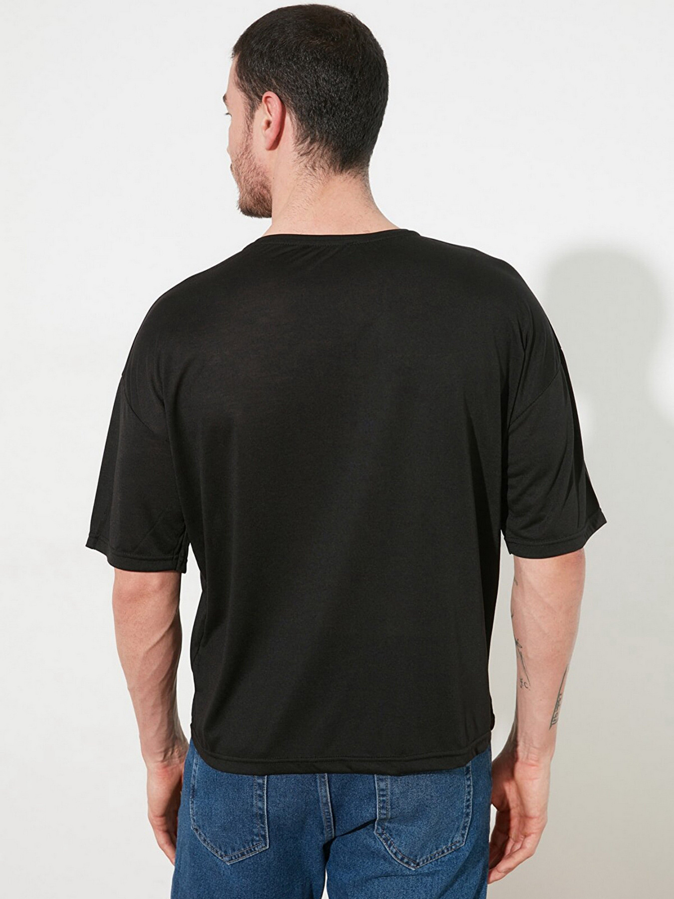 Футболки и поло Trendyol модель TMNSS21TS1091/Siyah-Beyaz Фото