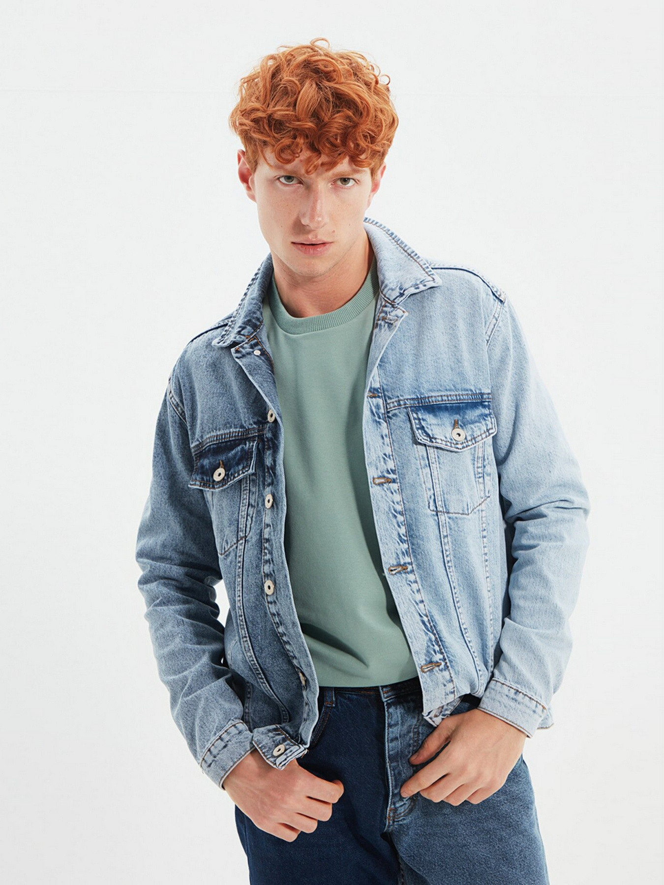 Куртки и дубленки Trendyol модель TMNAW22CE0018/Mavi Фото