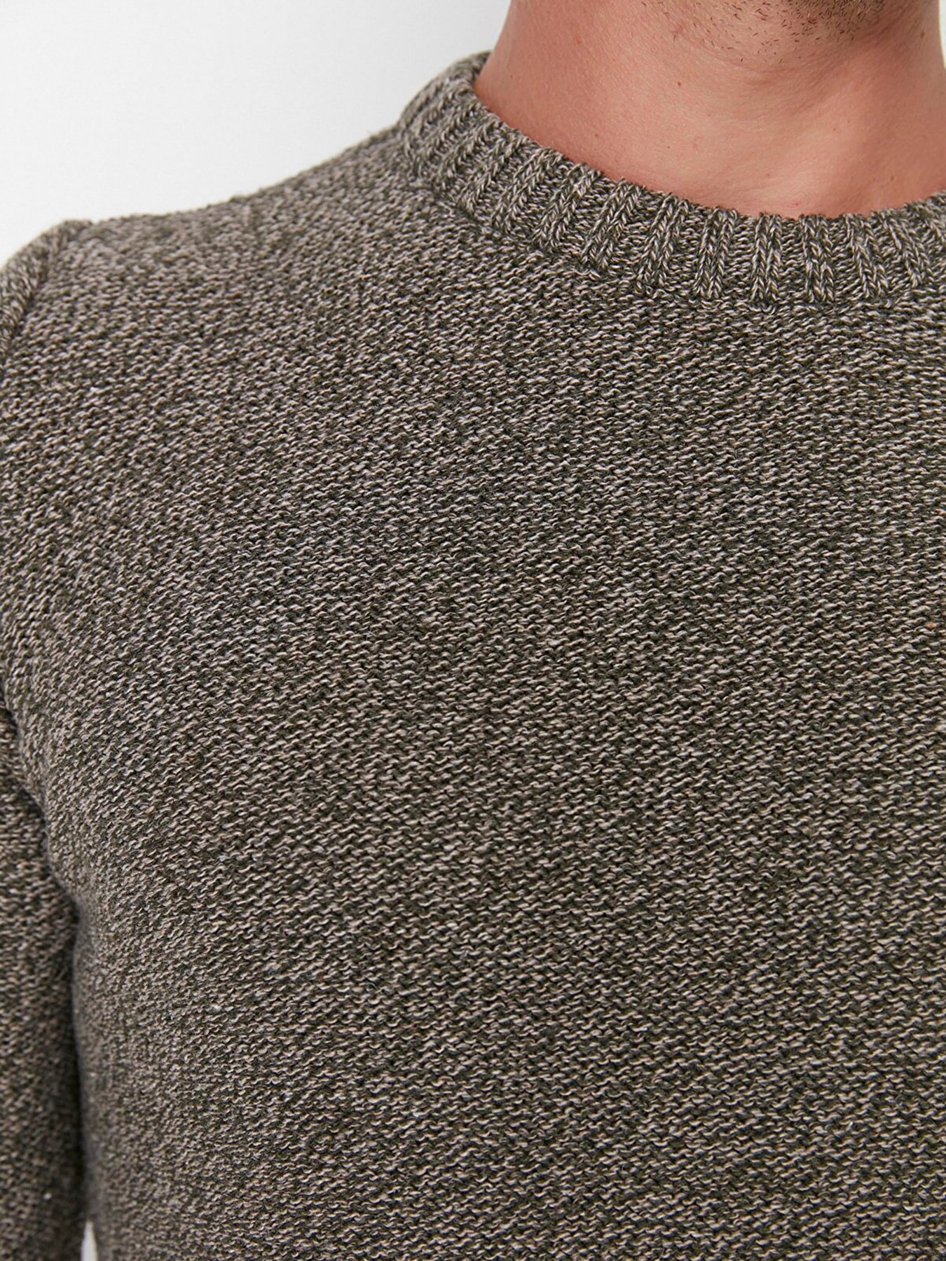 Светри та кардигани Trendyol модель TMNAW22KZ0401/Haki Светри та кардигани Trendyol модель TMNAW22KZ0401/Haki Фото