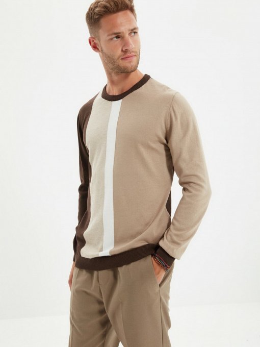 Светри та кардигани Trendyol модель TMNAW22KZ0587/Kahverengi Фото