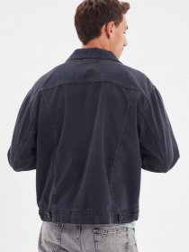 Куртки и дубленки Trendyol модель TMNAW22CE0096/Antrasit Фото