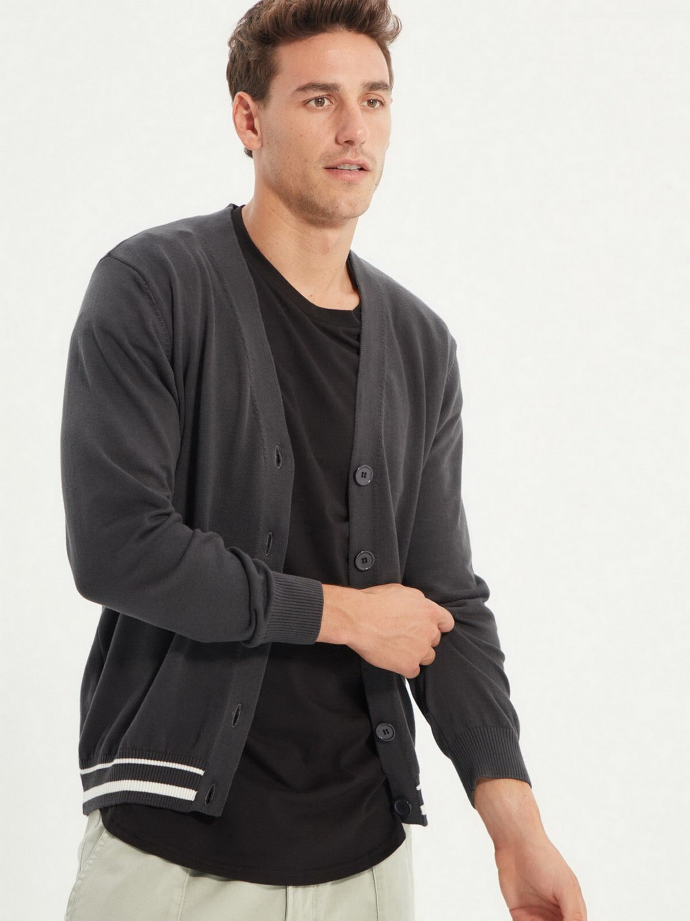 Светри та кардигани Trendyol модель TMNAW22HI0485/Antrasit Фото