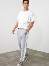 Штани Trendyol модель TMNSS20EA0074/Gri Фото