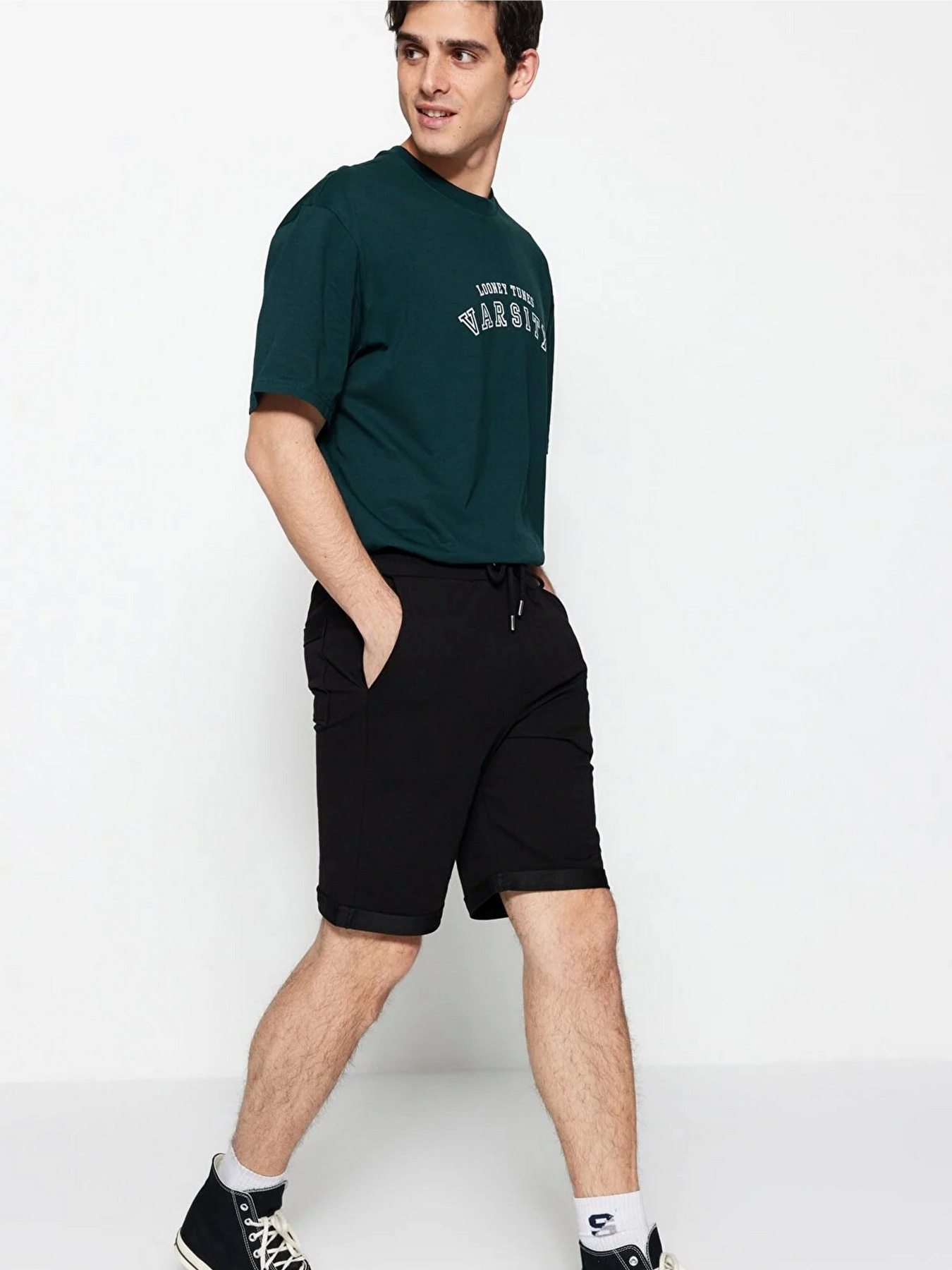 Шорти Trendyol модель TMNSS21SR0046/Siyah Фото
