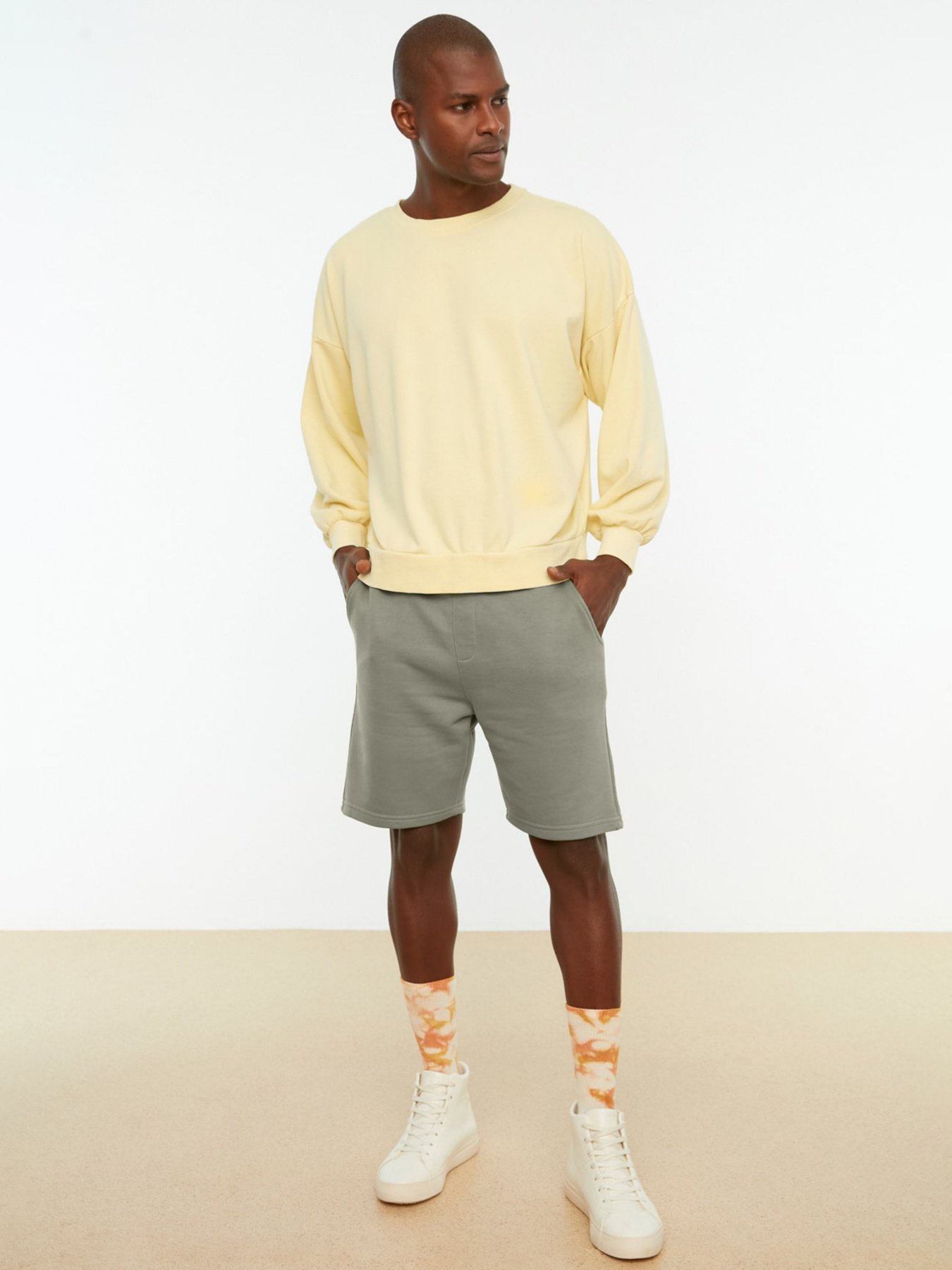 Шорти Trendyol модель TMNSS20SR0068/Haki Фото