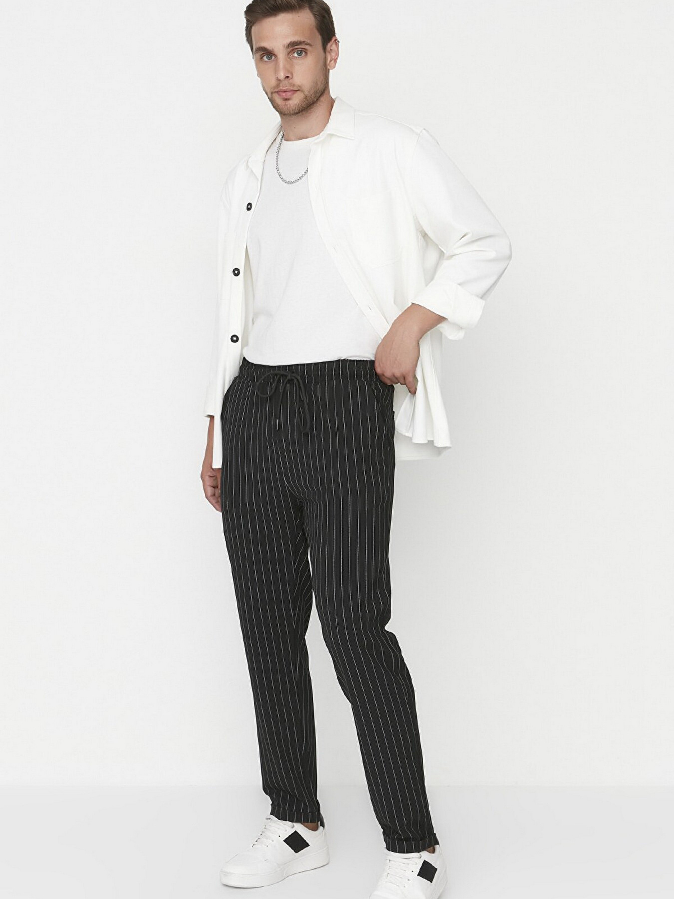 Штани Trendyol модель TMNAW21PL0108/Siyah Фото