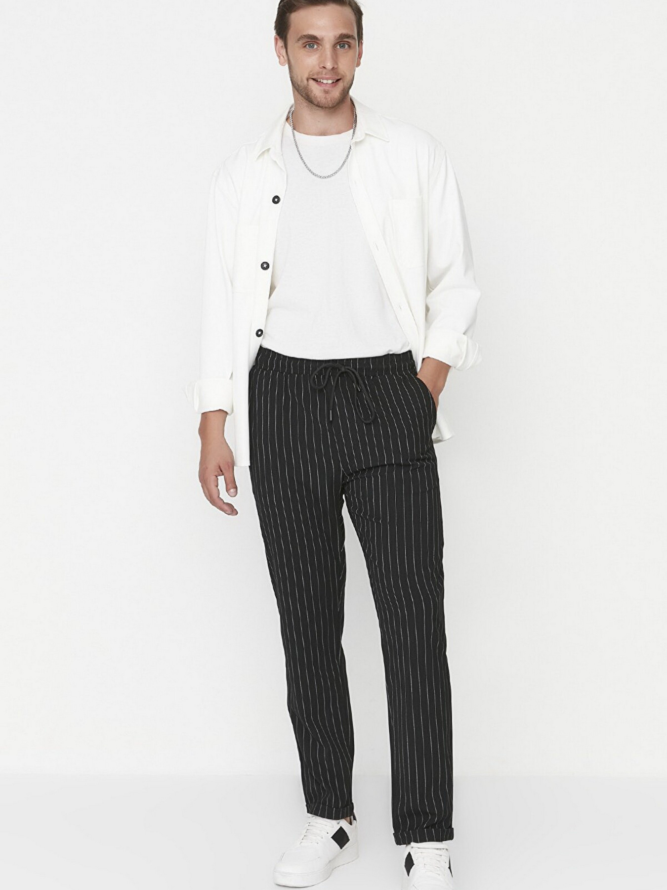 Штани Trendyol модель TMNAW21PL0108/Siyah Фото