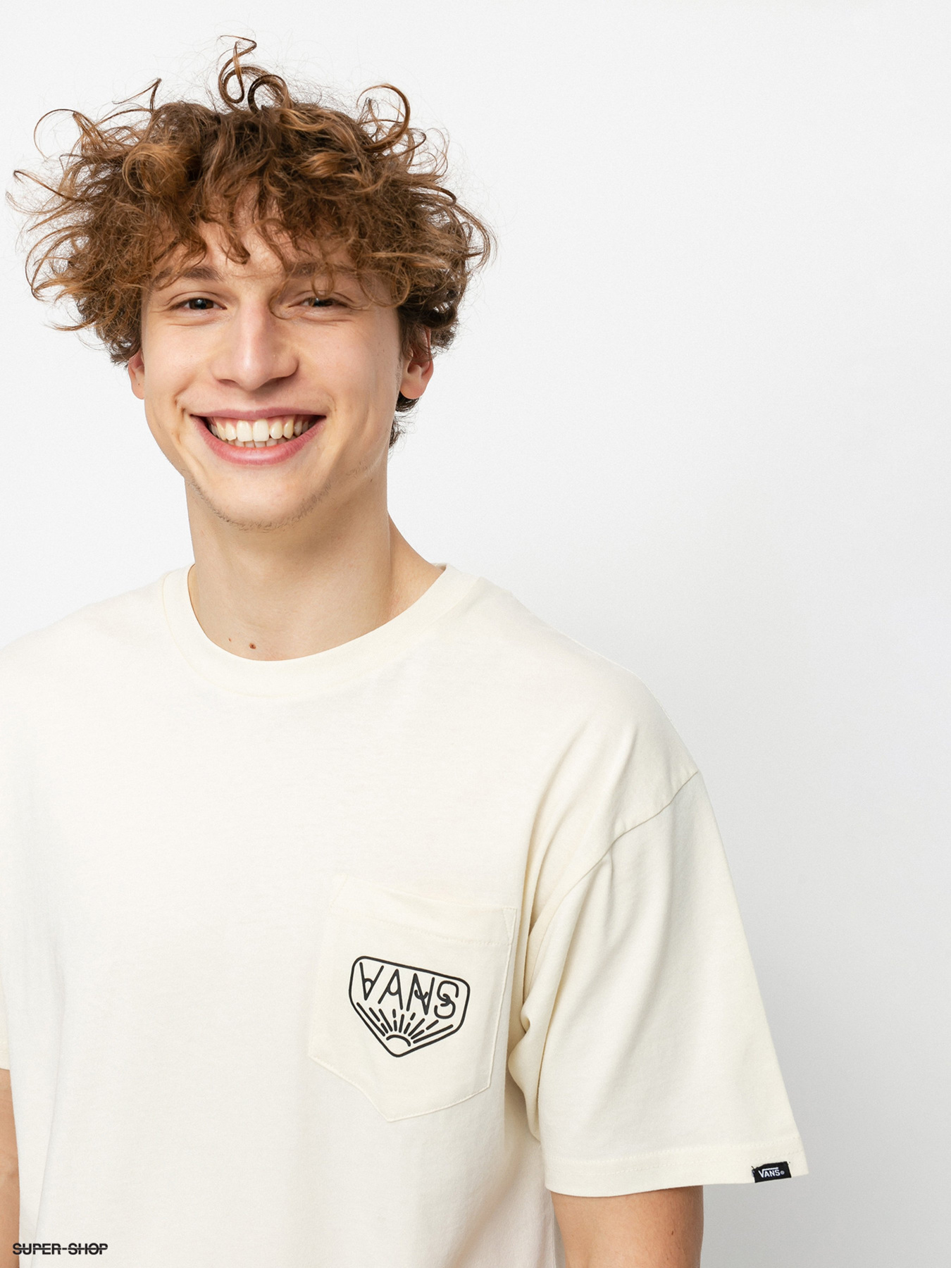 Футболки і поло Vans Dakota Roche Logo модель VN0A5E3VZ6K1 Футболки і поло Vans Dakota Roche Logo модель VN0A5E3VZ6K1 Фото