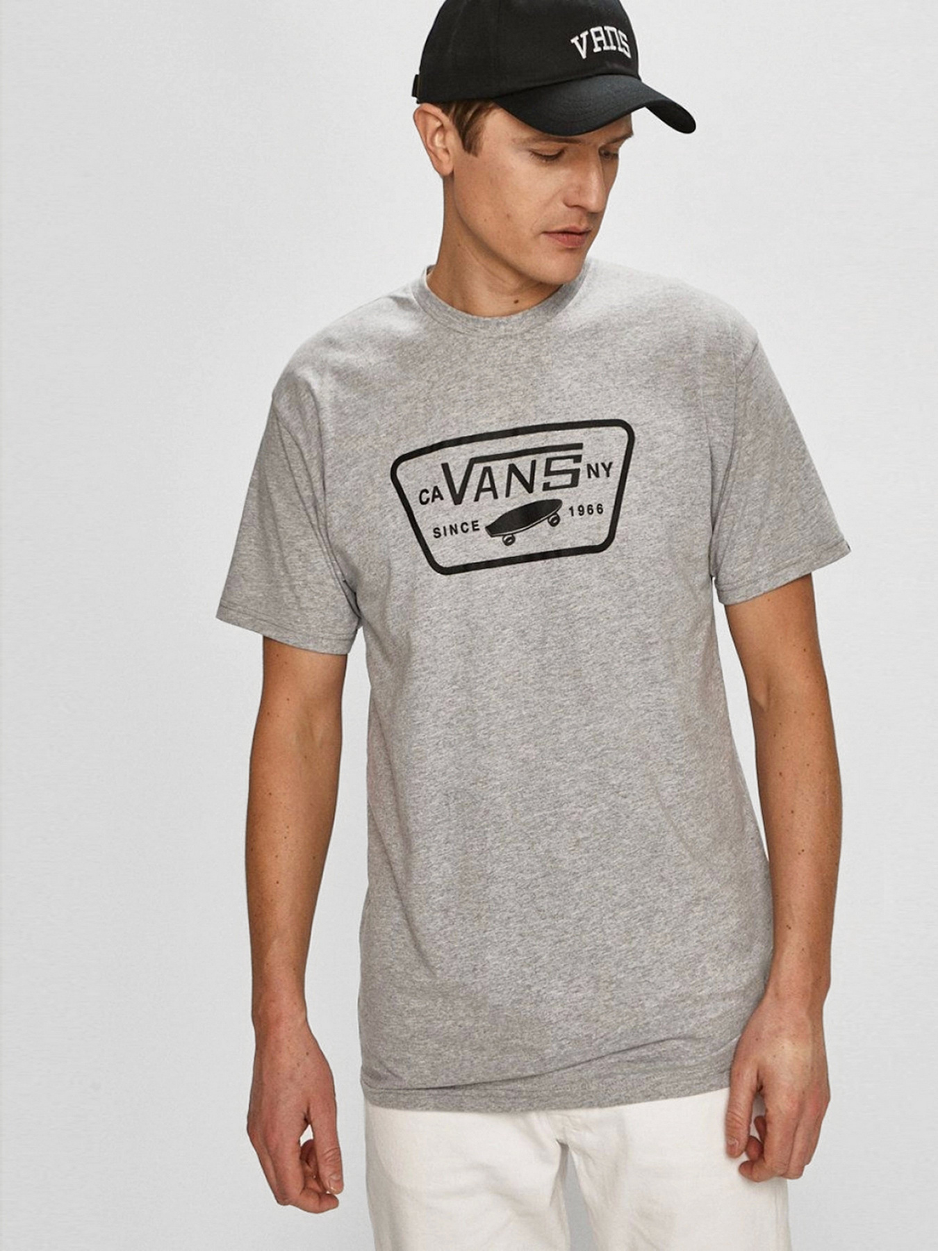 Футболки и поло Vans Full Patch модель VN000QN8ATH1 Фото