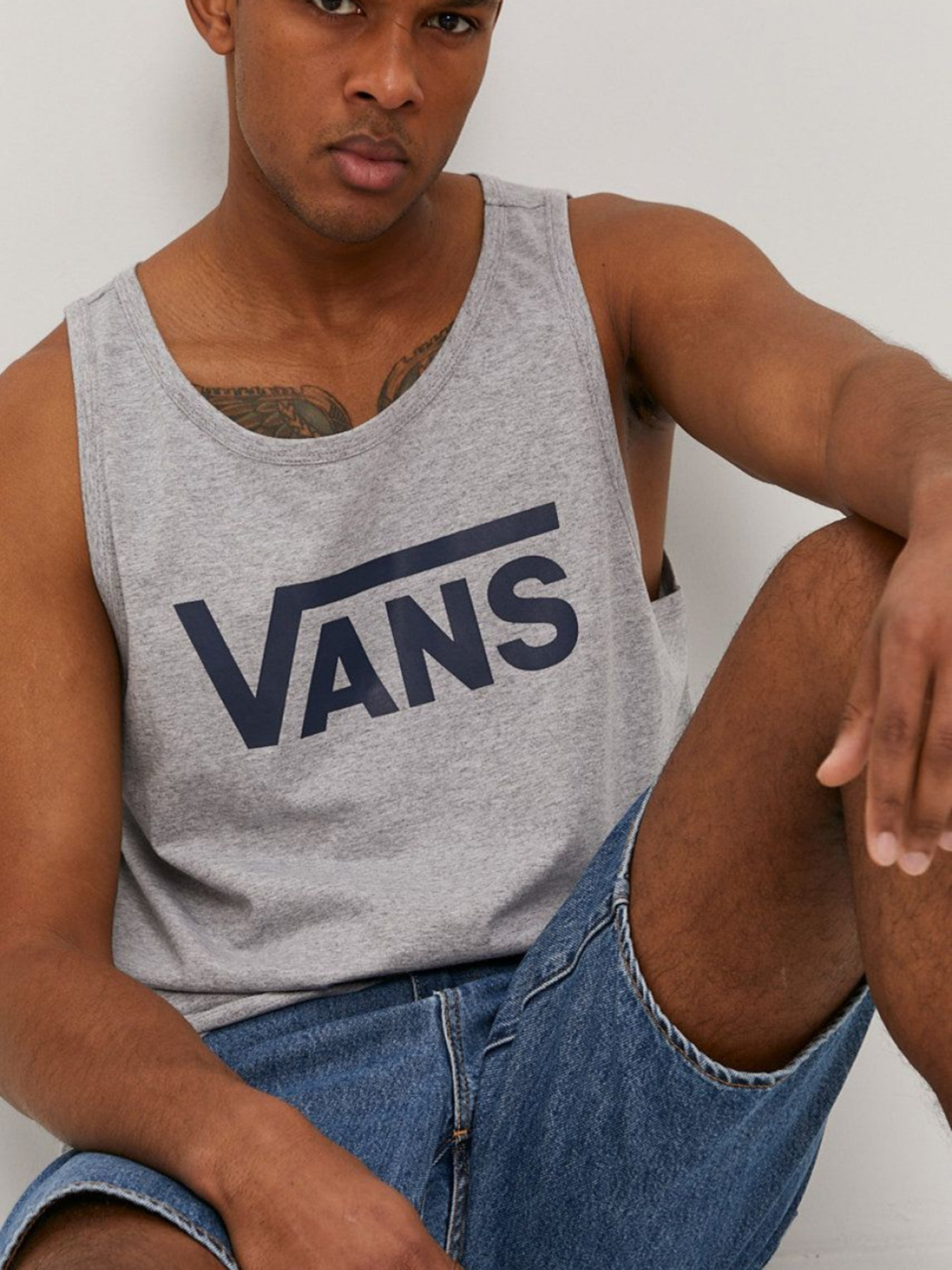 Одяг для дому та сну Vans Classic модель VN000Y8VATH1 Одяг для дому та сну Vans Classic модель VN000Y8VATH1 Фото