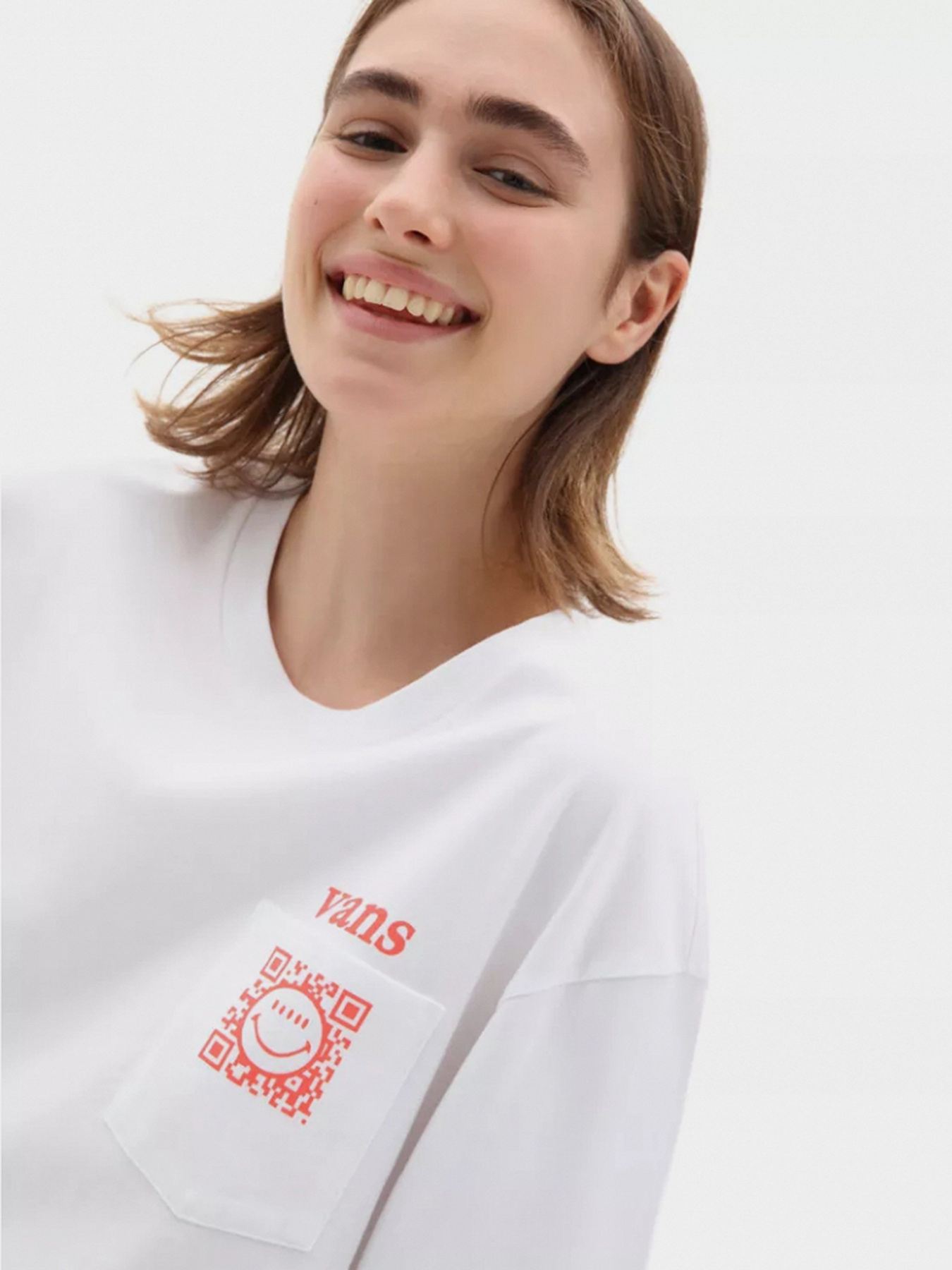 Худи и свитшоты Vans Worldly Blousant модель VN0A5ETRWHT1 Худи и свитшоты Vans Worldly Blousant модель VN0A5ETRWHT1 Фото