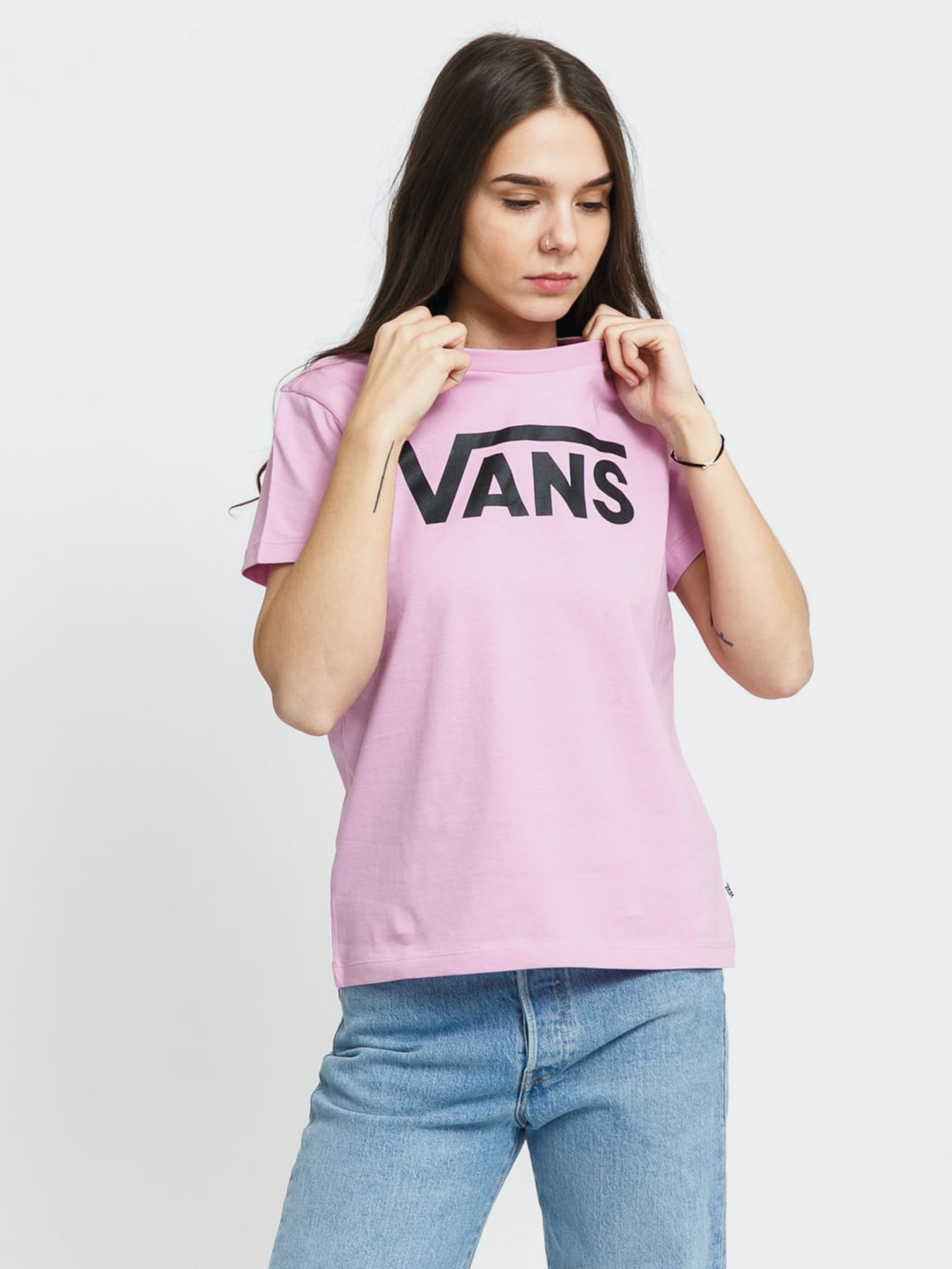 Футболки и поло Vans Flying V Crew модель VN0A3UP40FS1 Футболки и поло Vans Flying V Crew модель VN0A3UP40FS1 Фото