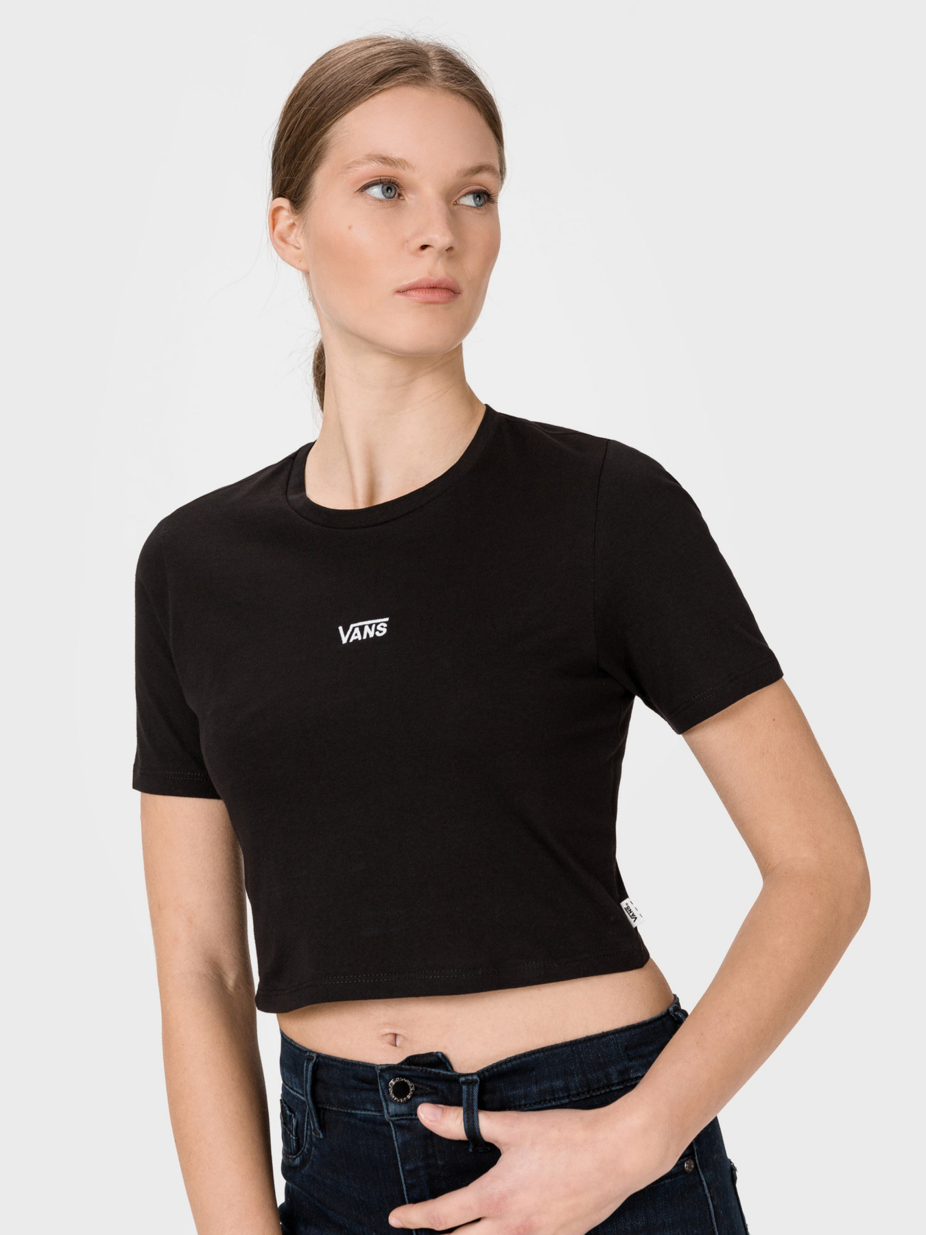 Футболки и поло Vans Flying V Crop Crew Sport модель VN0A54QUBLK1 Футболки и поло Vans Flying V Crop Crew Sport модель VN0A54QUBLK1 Фото