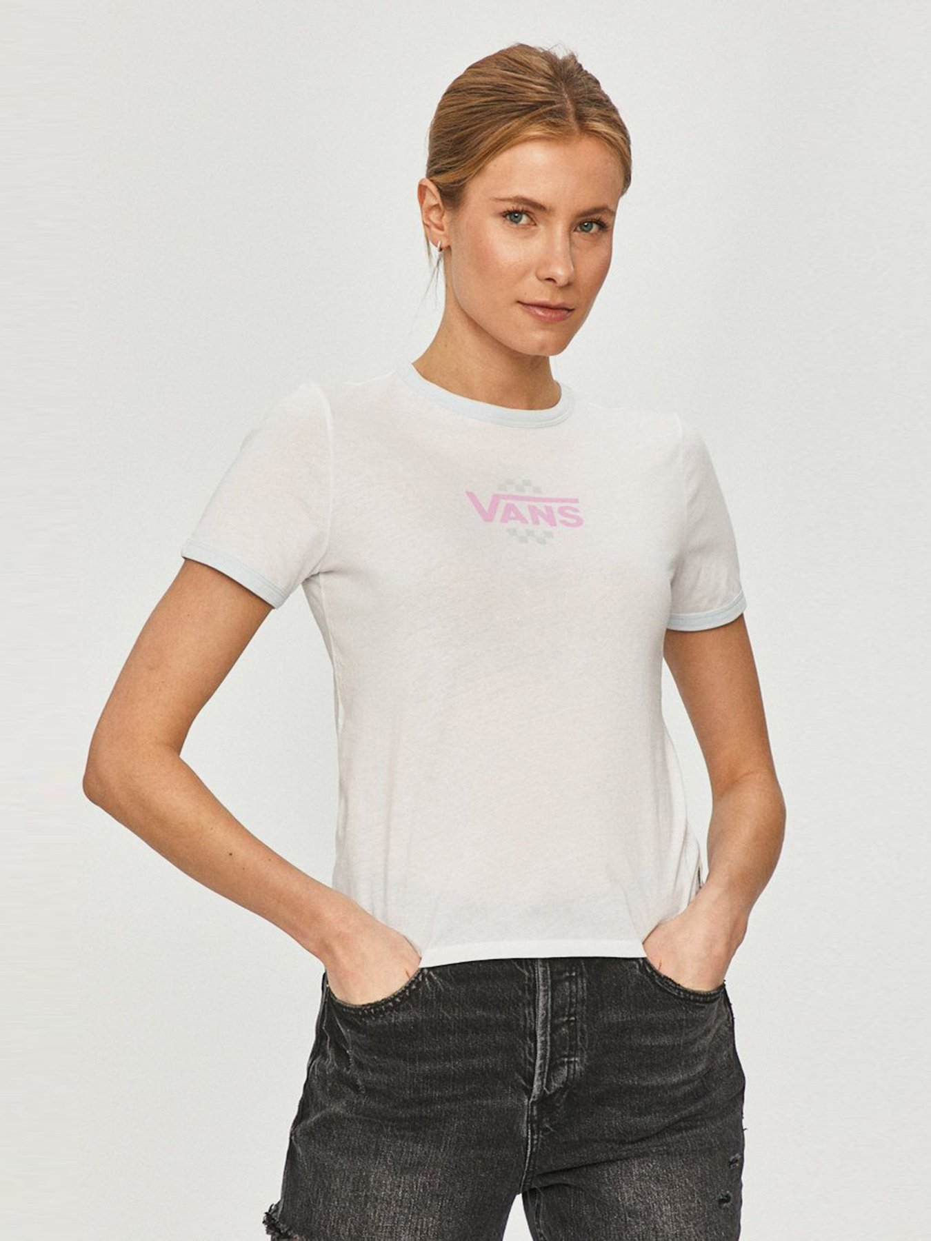 Футболки и поло Vans VANS SUMMER SCHOOLER RINGER модель VN0A53Q5ZFJ1 Футболки и поло Vans VANS SUMMER SCHOOLER RINGER модель VN0A53Q5ZFJ1 Фото