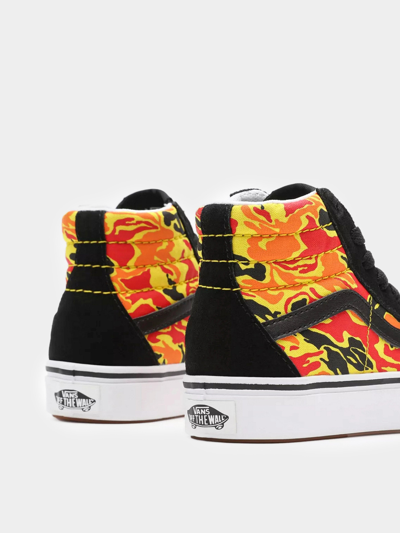 Кеди Vans FLAME CAMO COMFYCUSH SK8-HI модель VN0A4UVX31O1 Фото