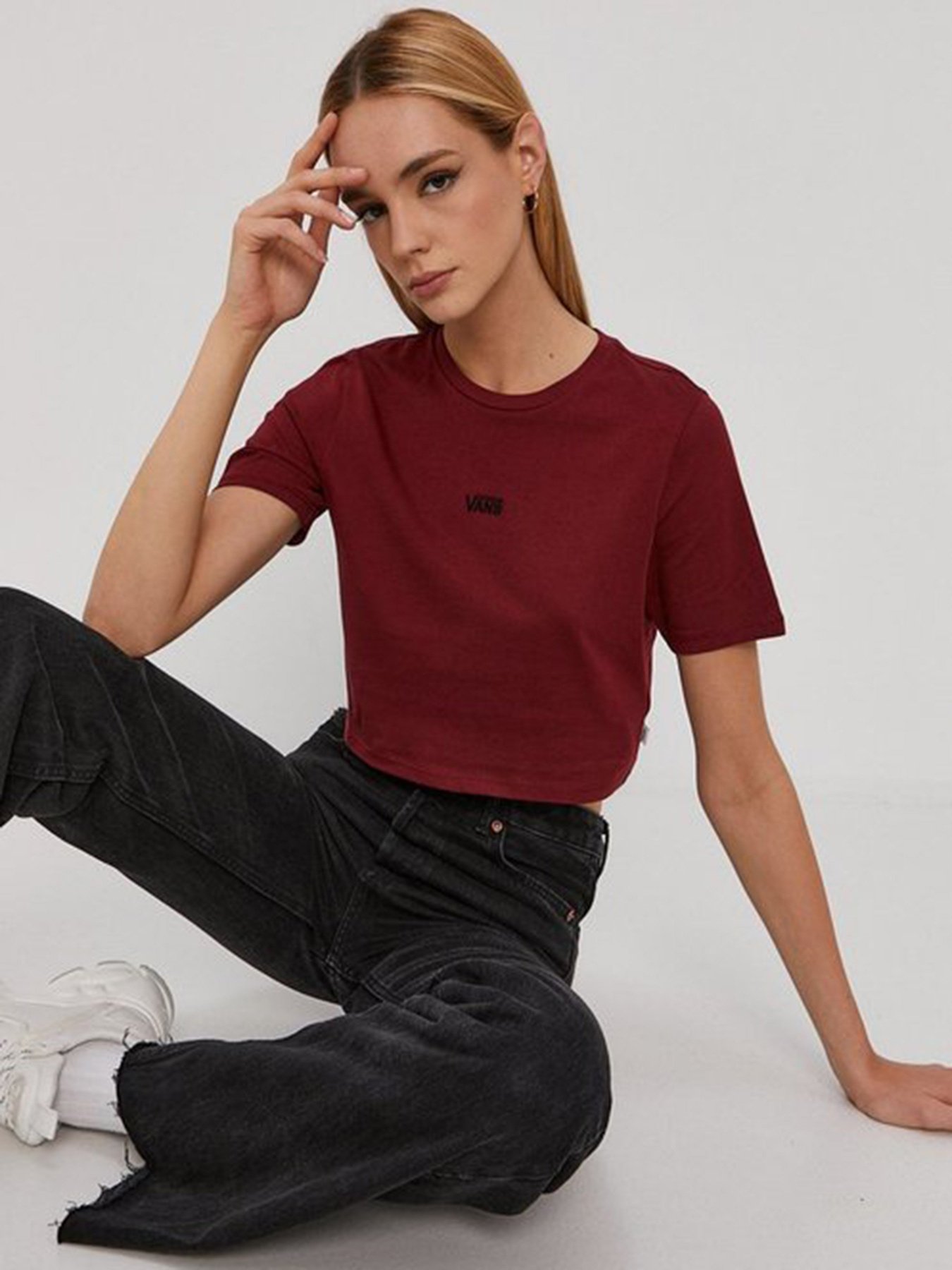 Футболки и поло Vans Flying V Crop Crew Sport модель VN0A54QUZBS1 Футболки и поло Vans Flying V Crop Crew Sport модель VN0A54QUZBS1 Фото